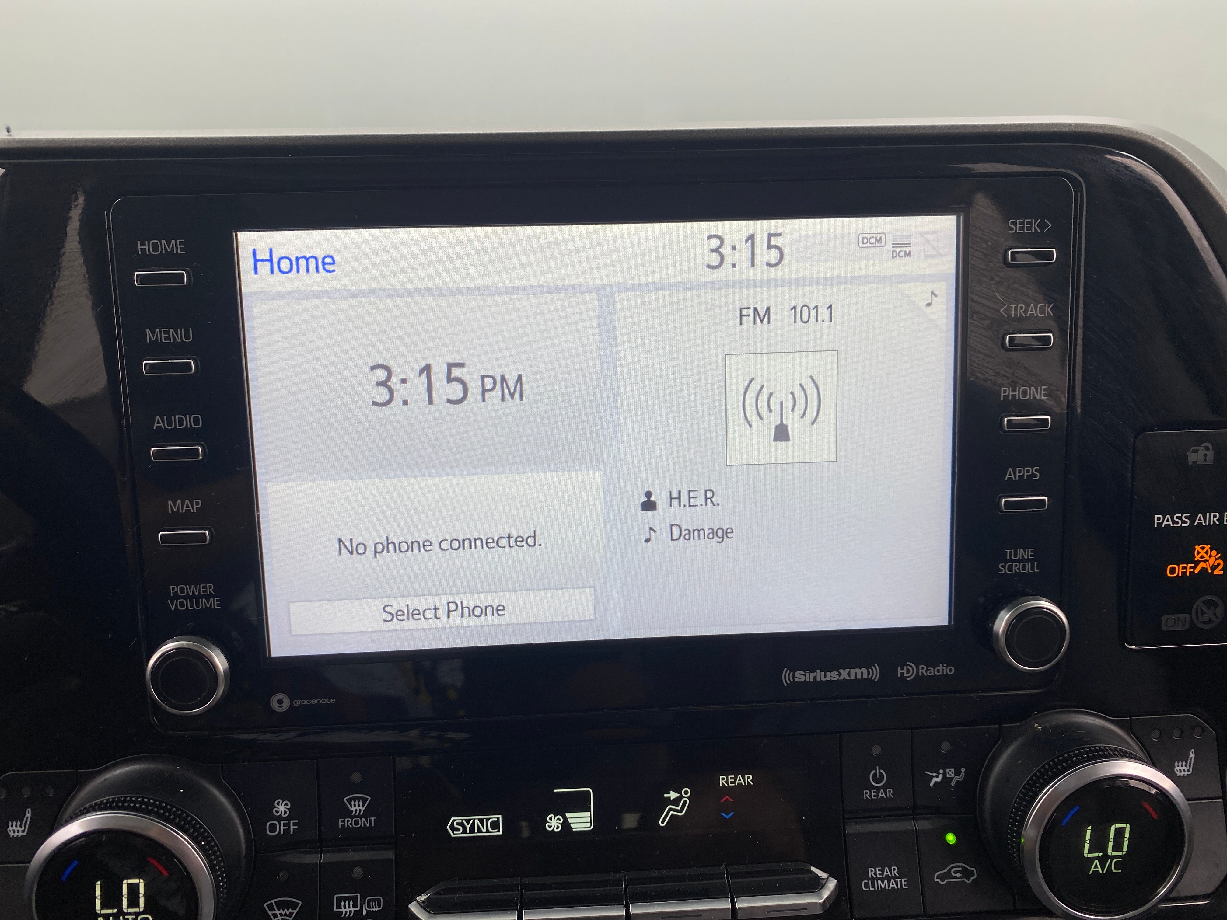 2022 Toyota Highlander XLE 3