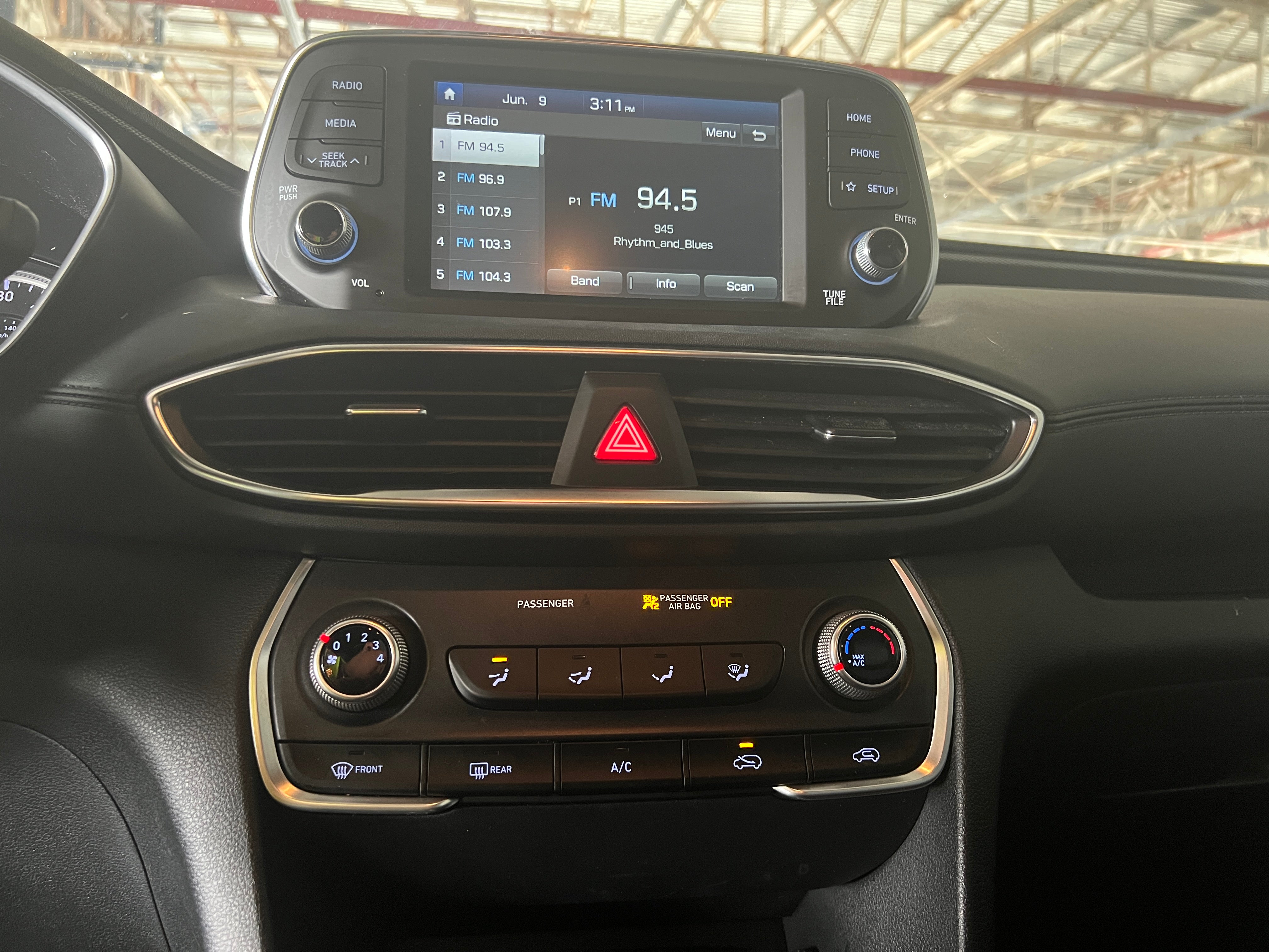 2020 Hyundai Santa Fe SE 4