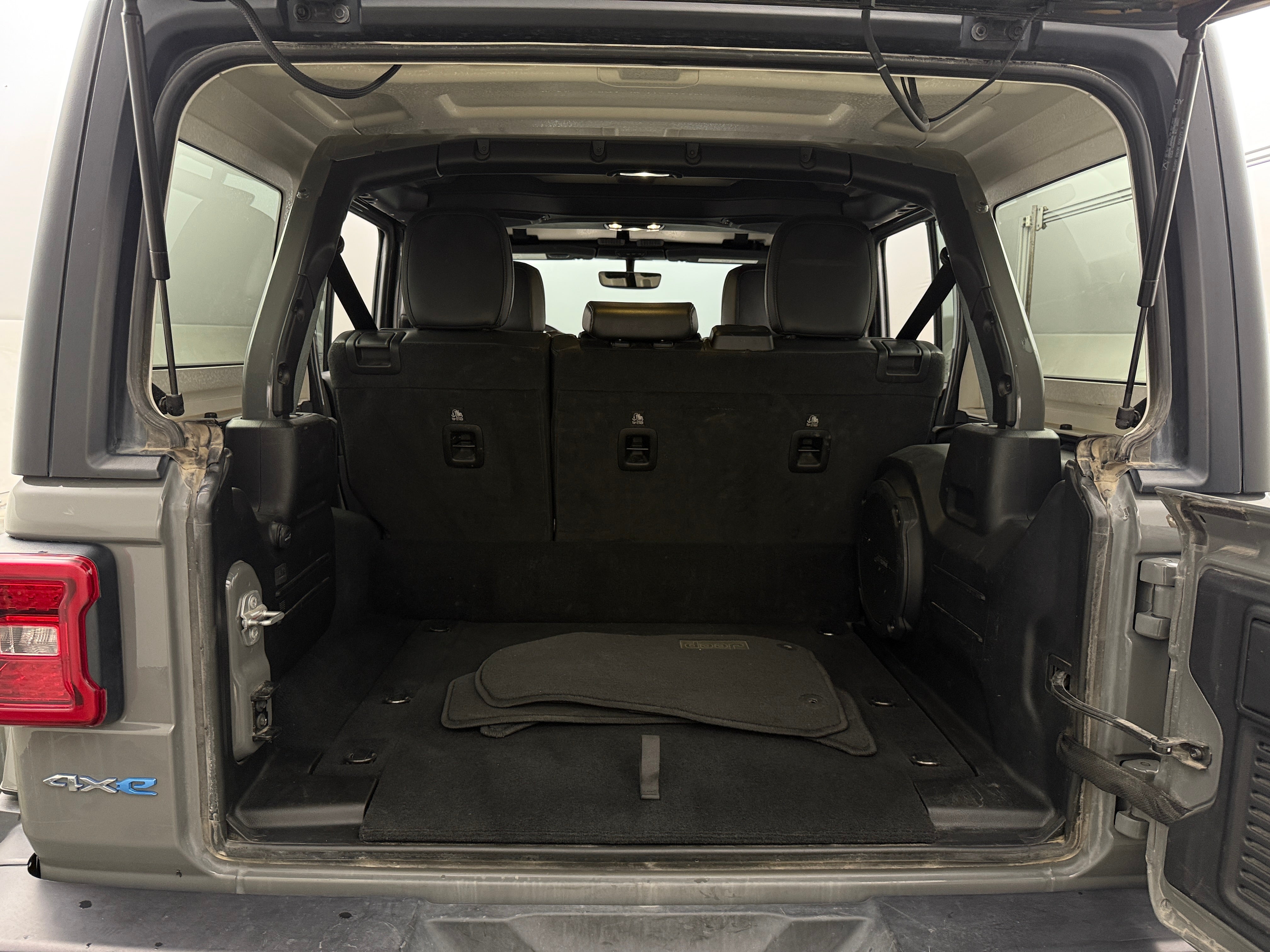 2023 Jeep Wrangler Sahara 4xe 6