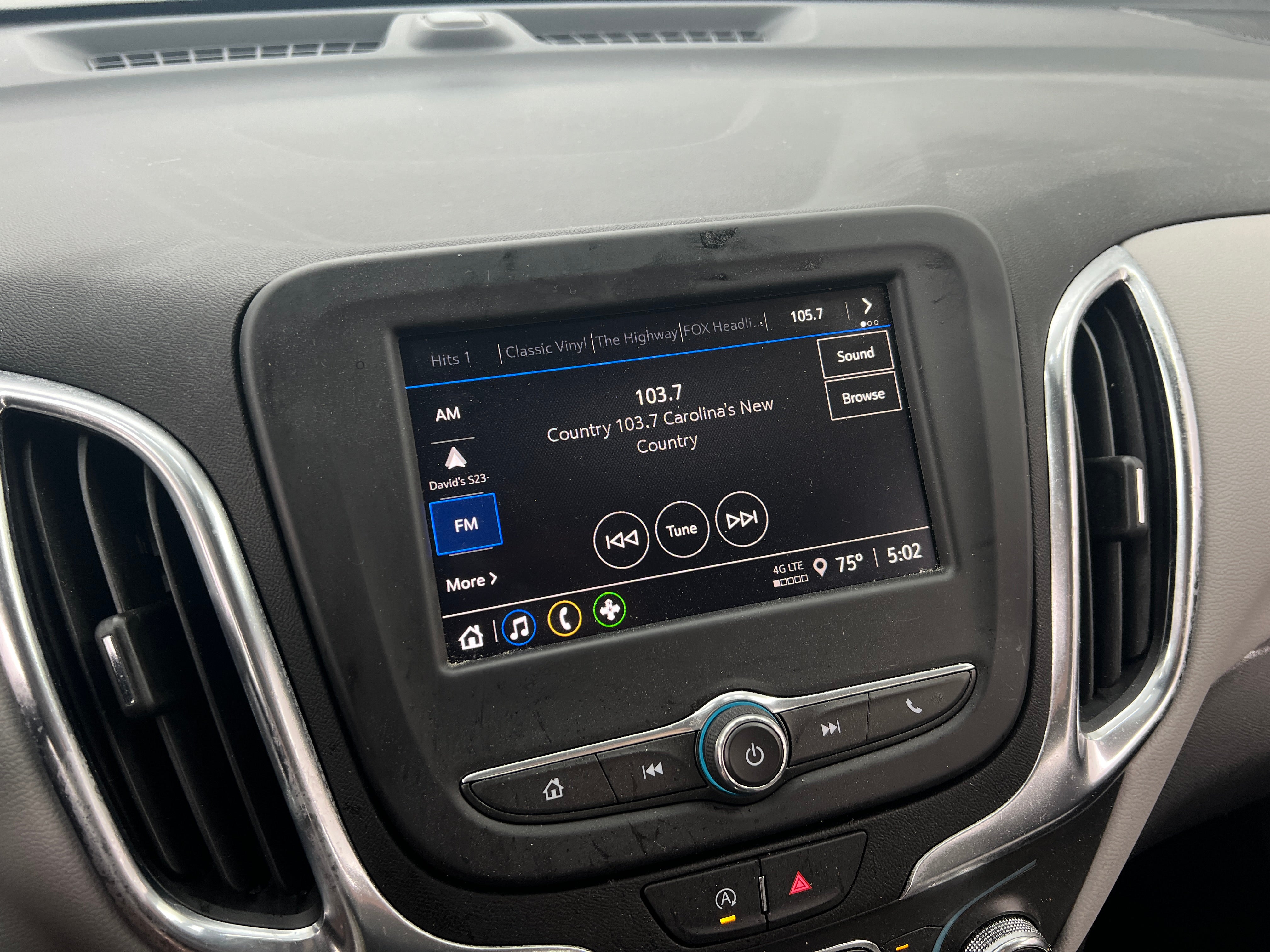 Thumbnail: 2023 Chevrolet Equinox - 4