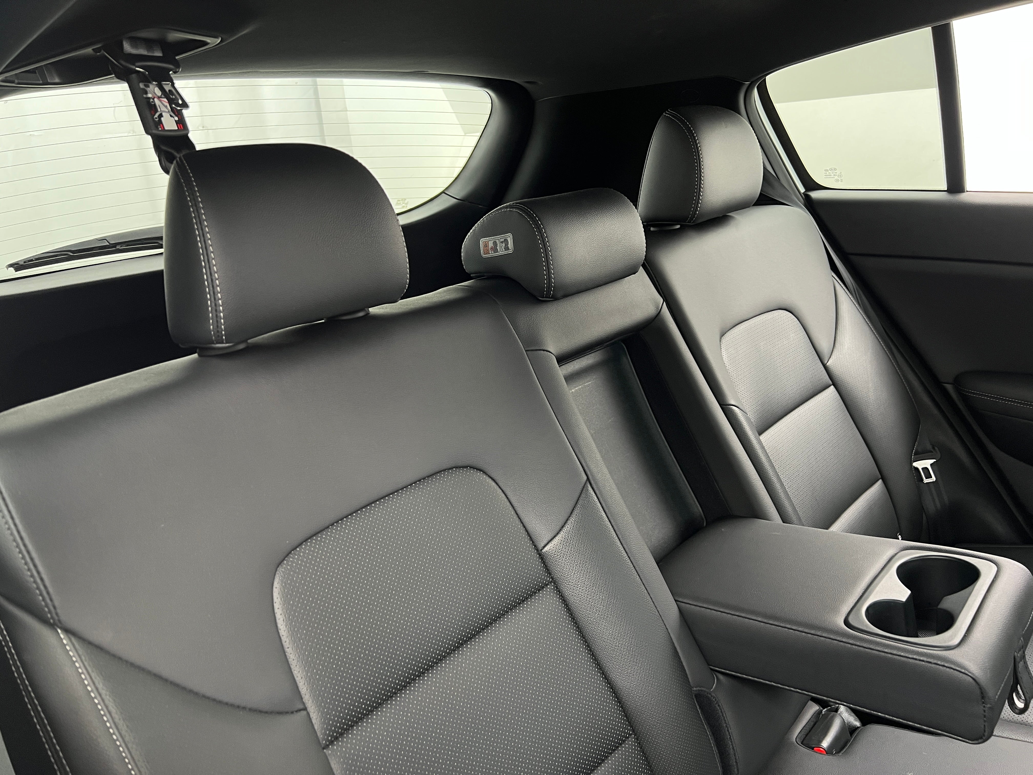 2020 Kia Sportage S 5