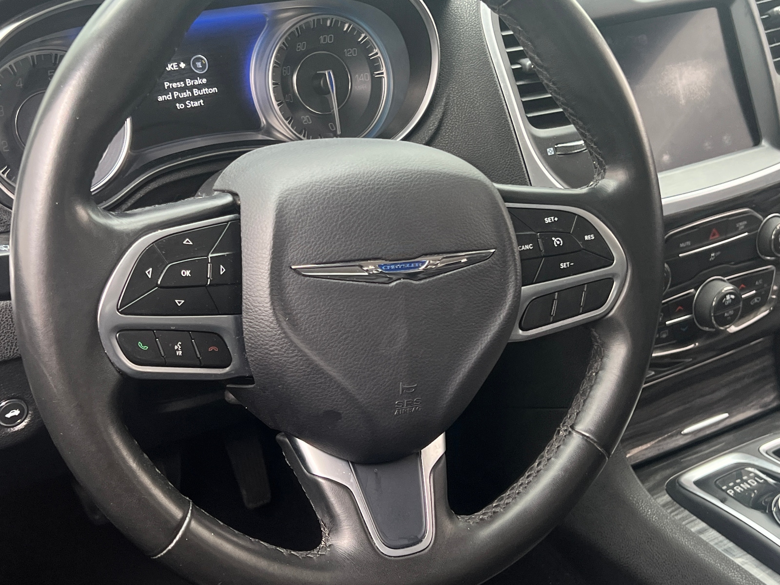 Thumbnail: 2019 Chrysler 300 - 4
