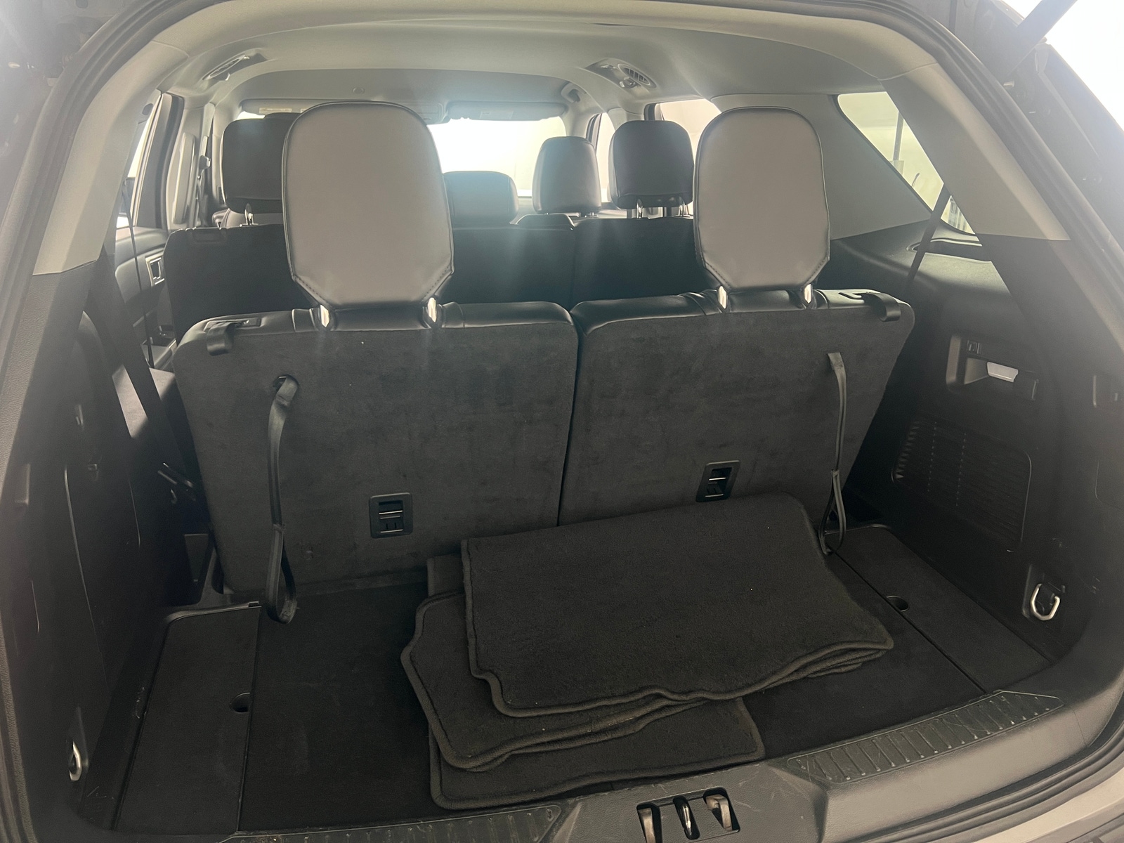 Thumbnail: 2023 Ford Explorer - 7