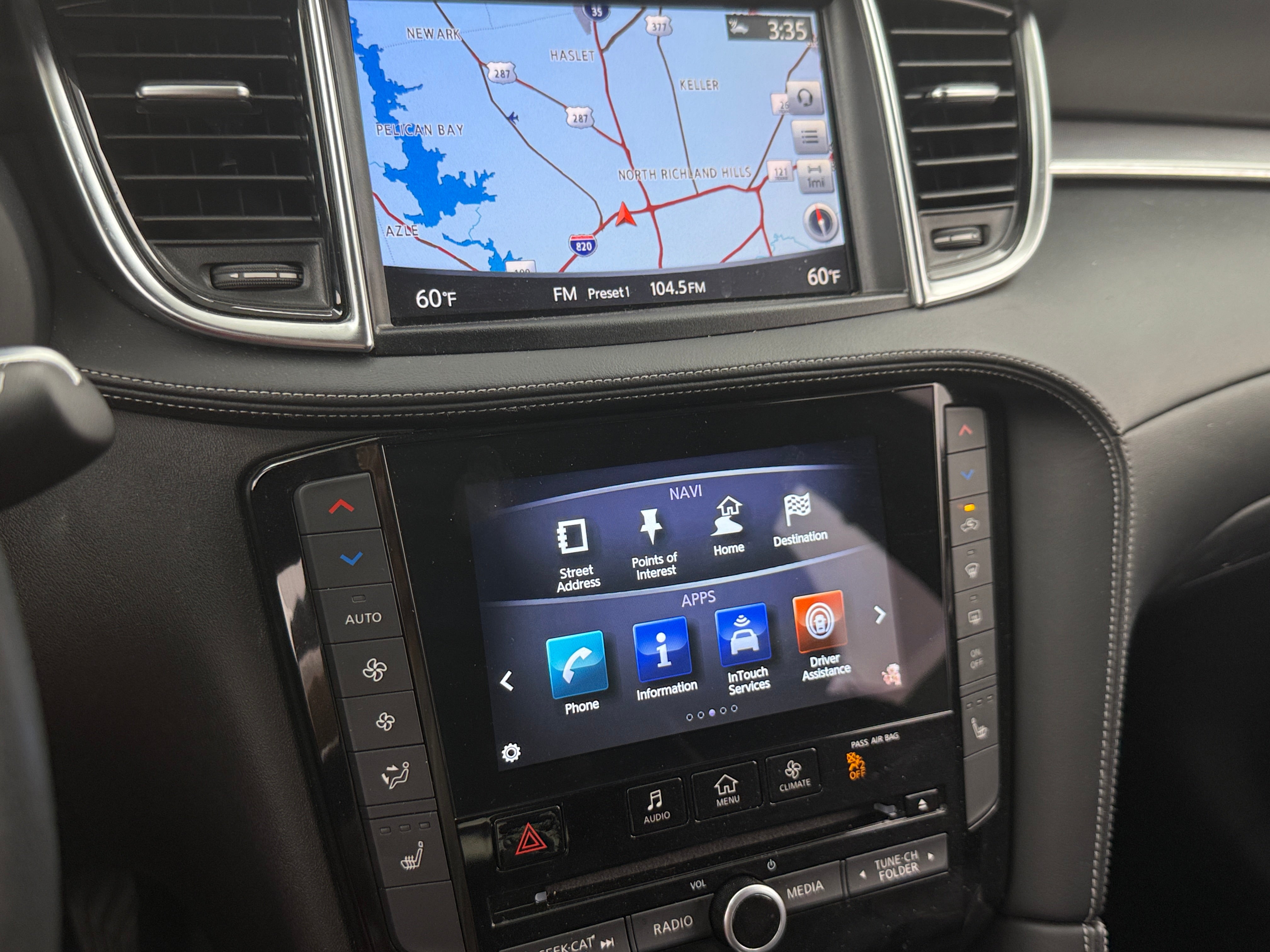 2019 INFINITI QX50 Essential 3