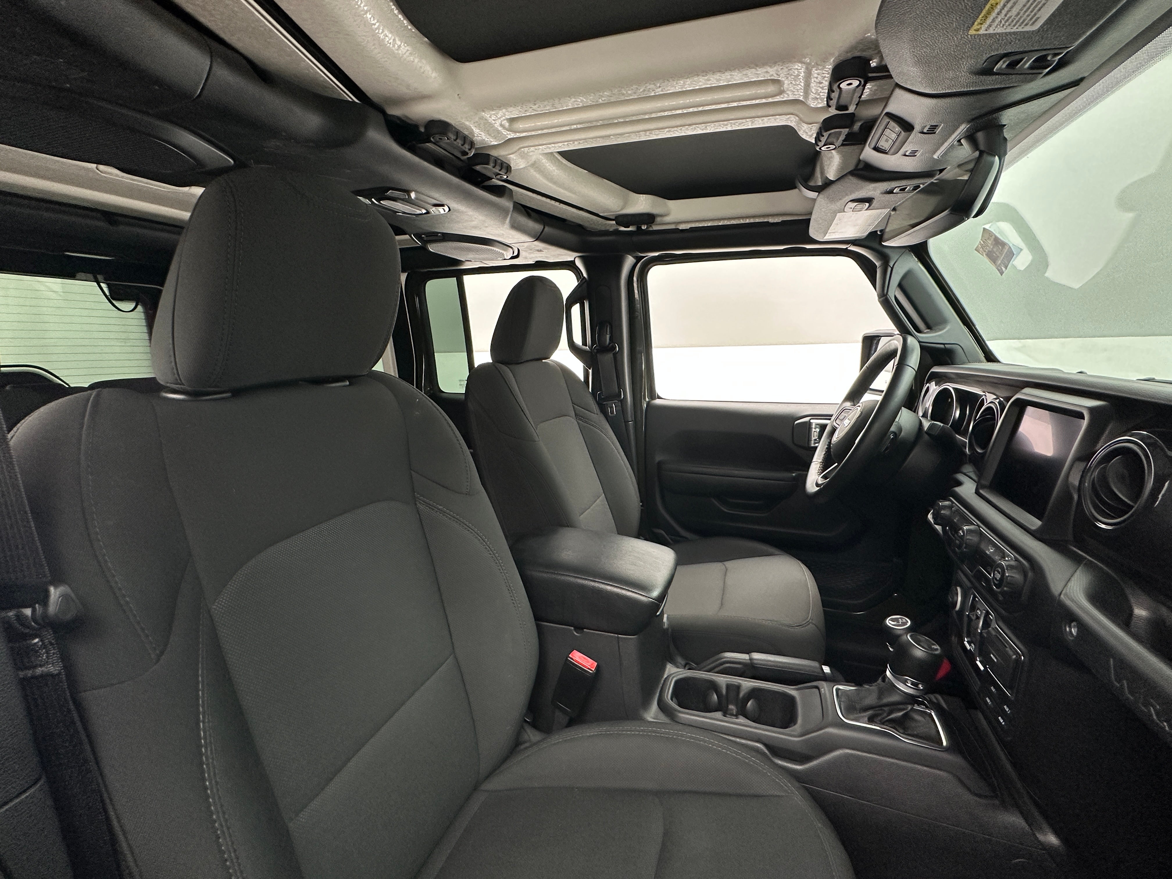 2022 Jeep Wrangler Unlimited Altitude 2