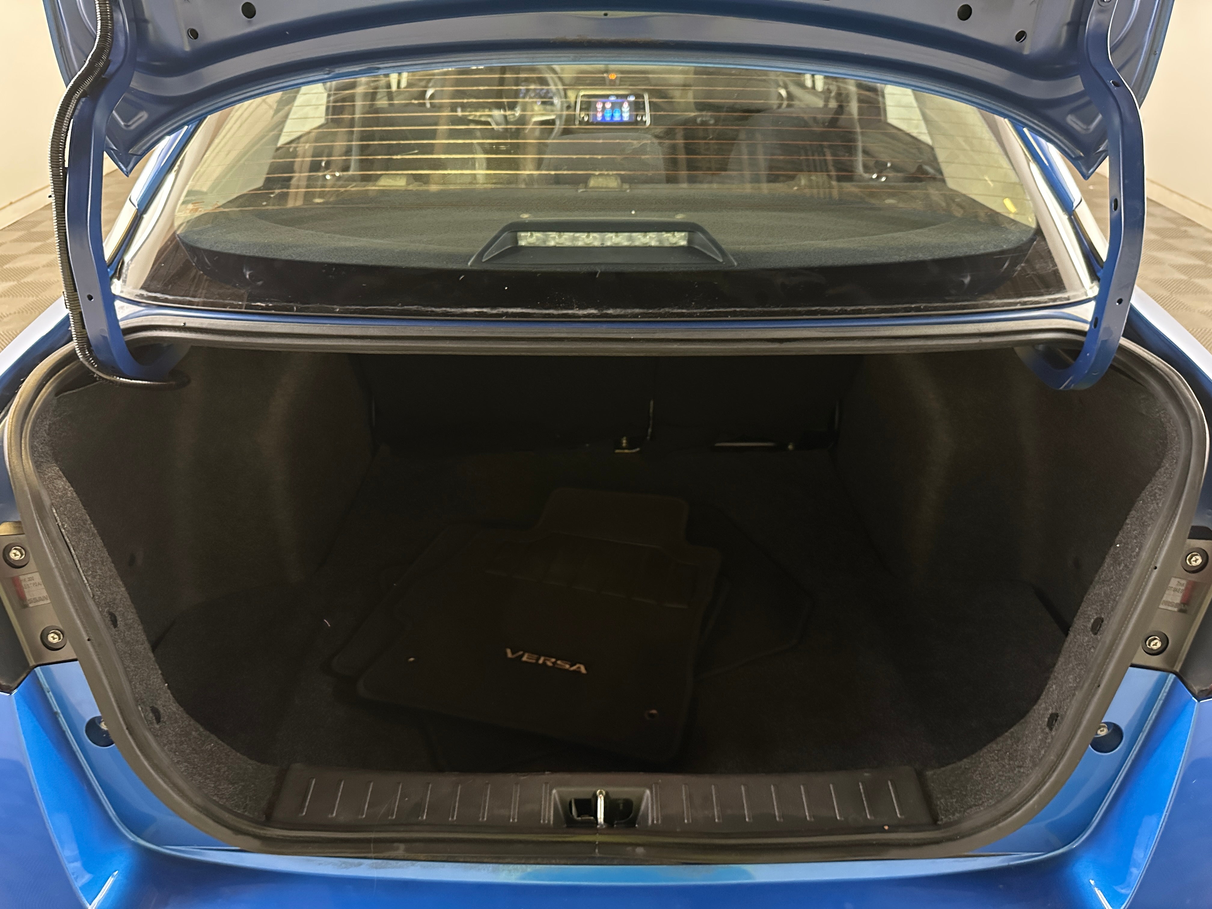 Thumbnail: 2021 Nissan Versa - 7