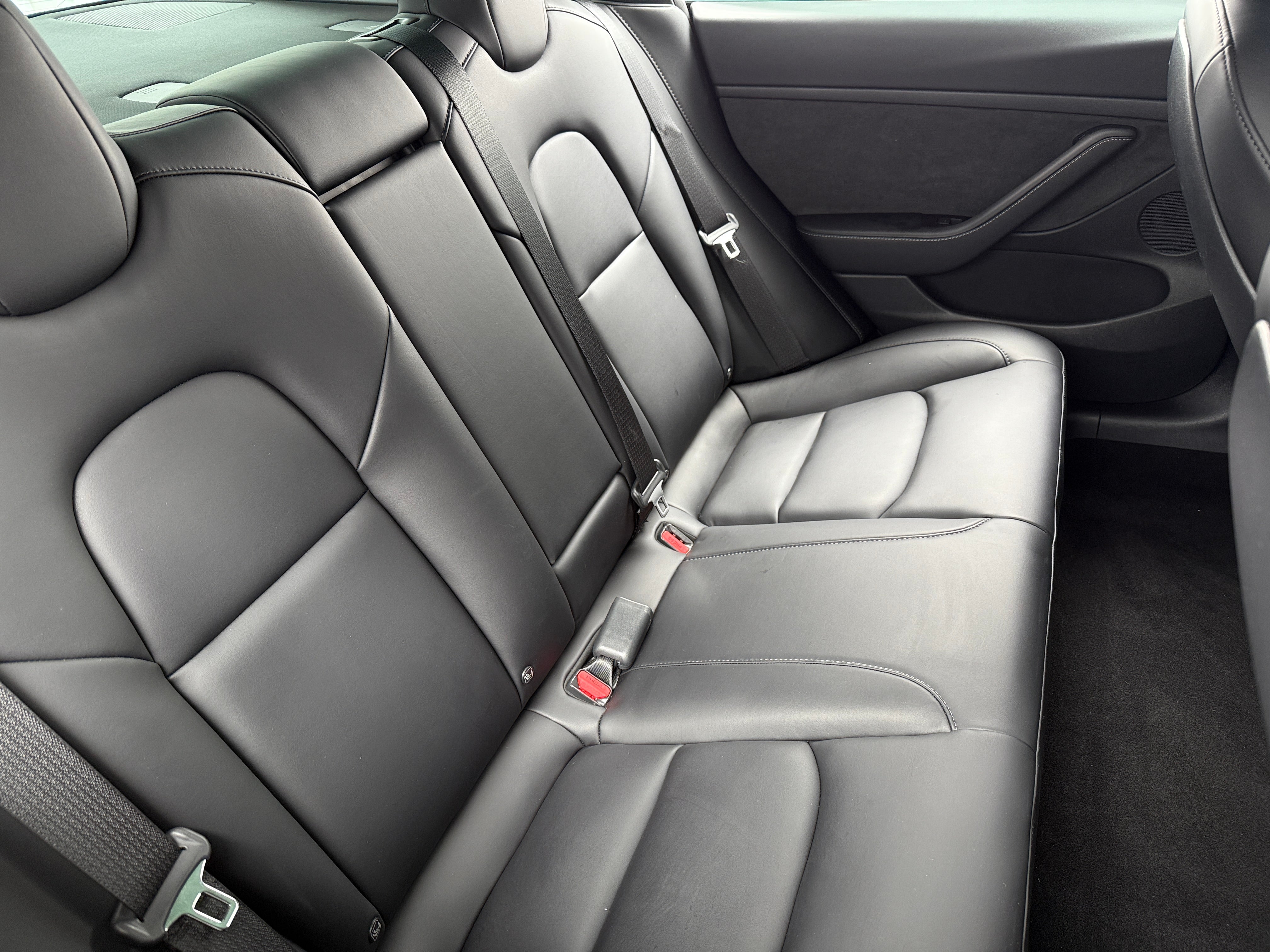 2022 Tesla Model 3 Long Range 4