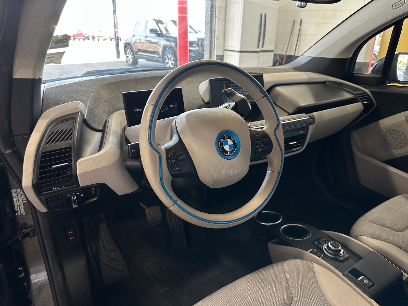 Thumbnail: 2016 BMW i3 - 3