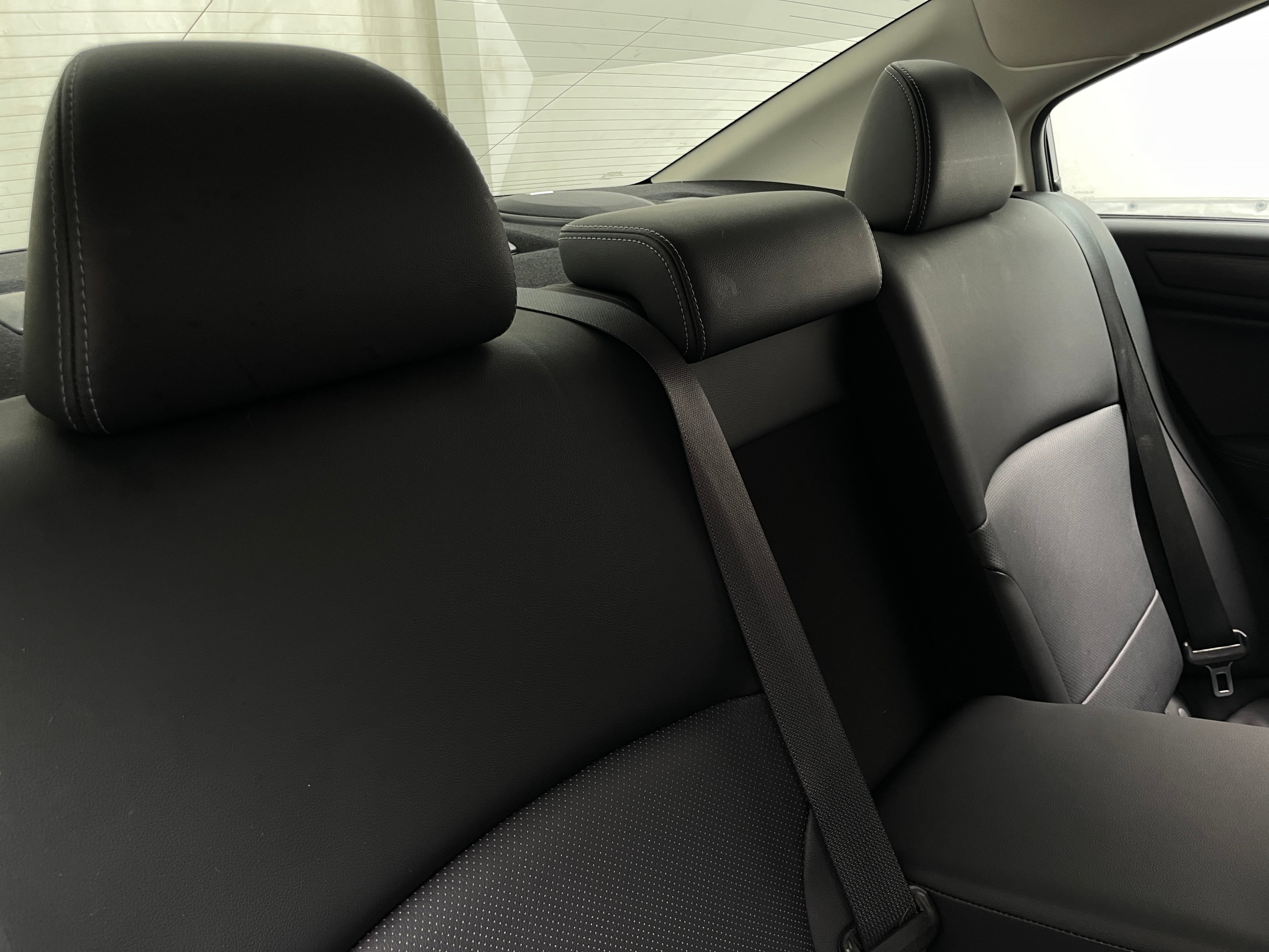 2015 Subaru Legacy Limited 5
