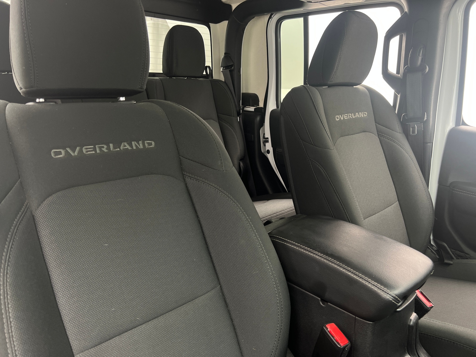 Thumbnail: 2021 Jeep Gladiator - 2