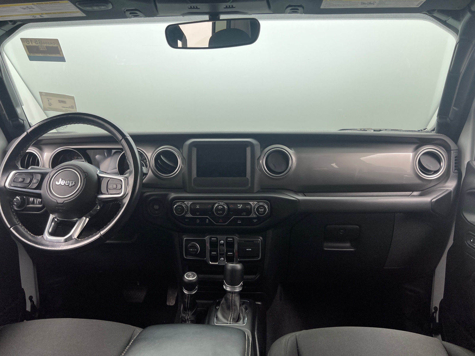 Thumbnail: 2021 Jeep Gladiator - 3