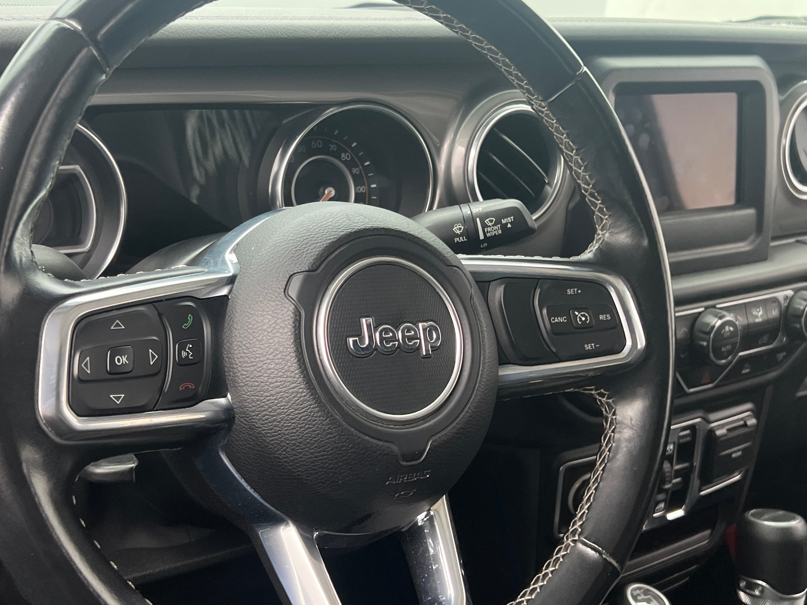 Thumbnail: 2021 Jeep Gladiator - 5