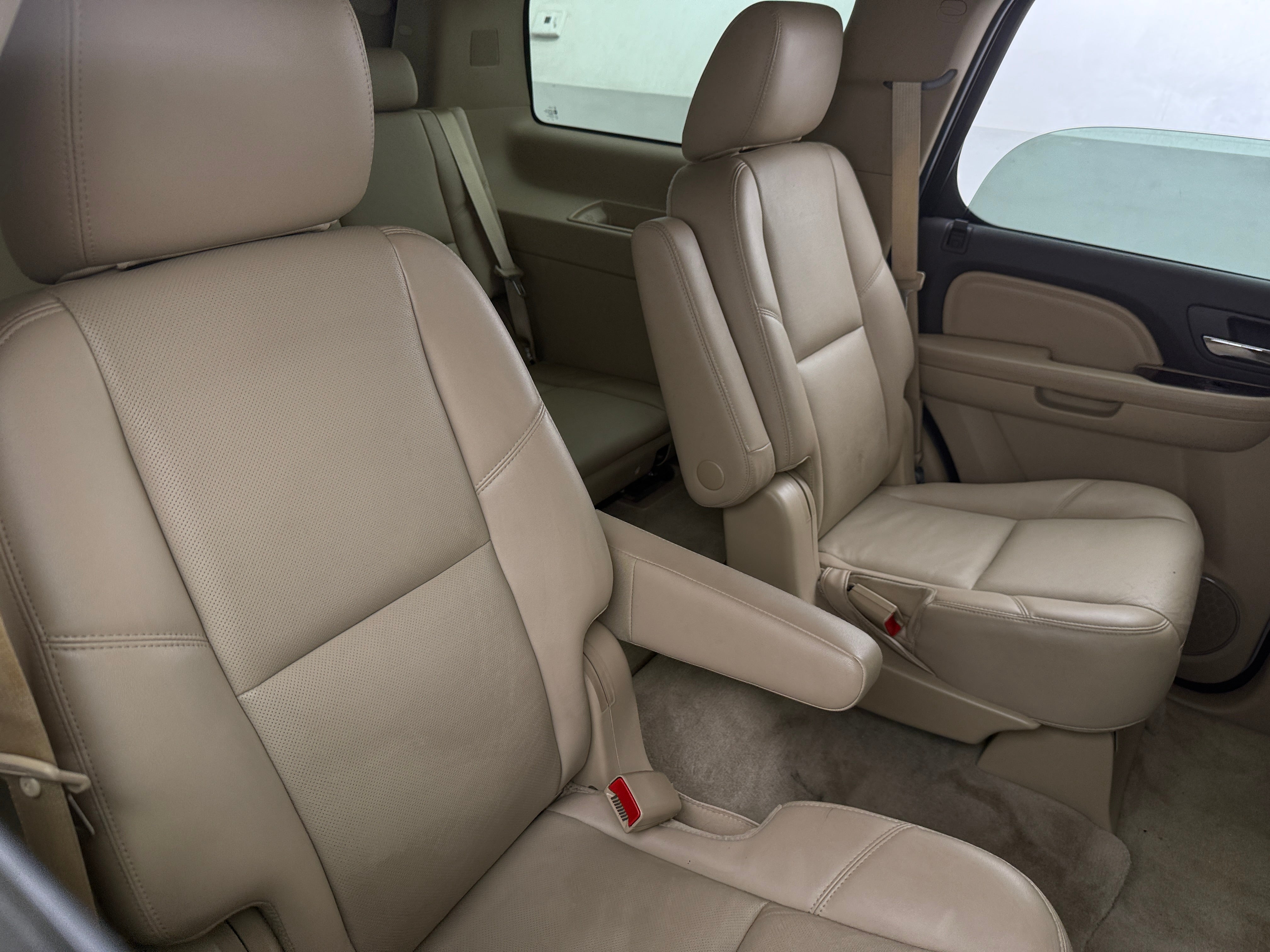 2014 GMC Yukon Denali 5