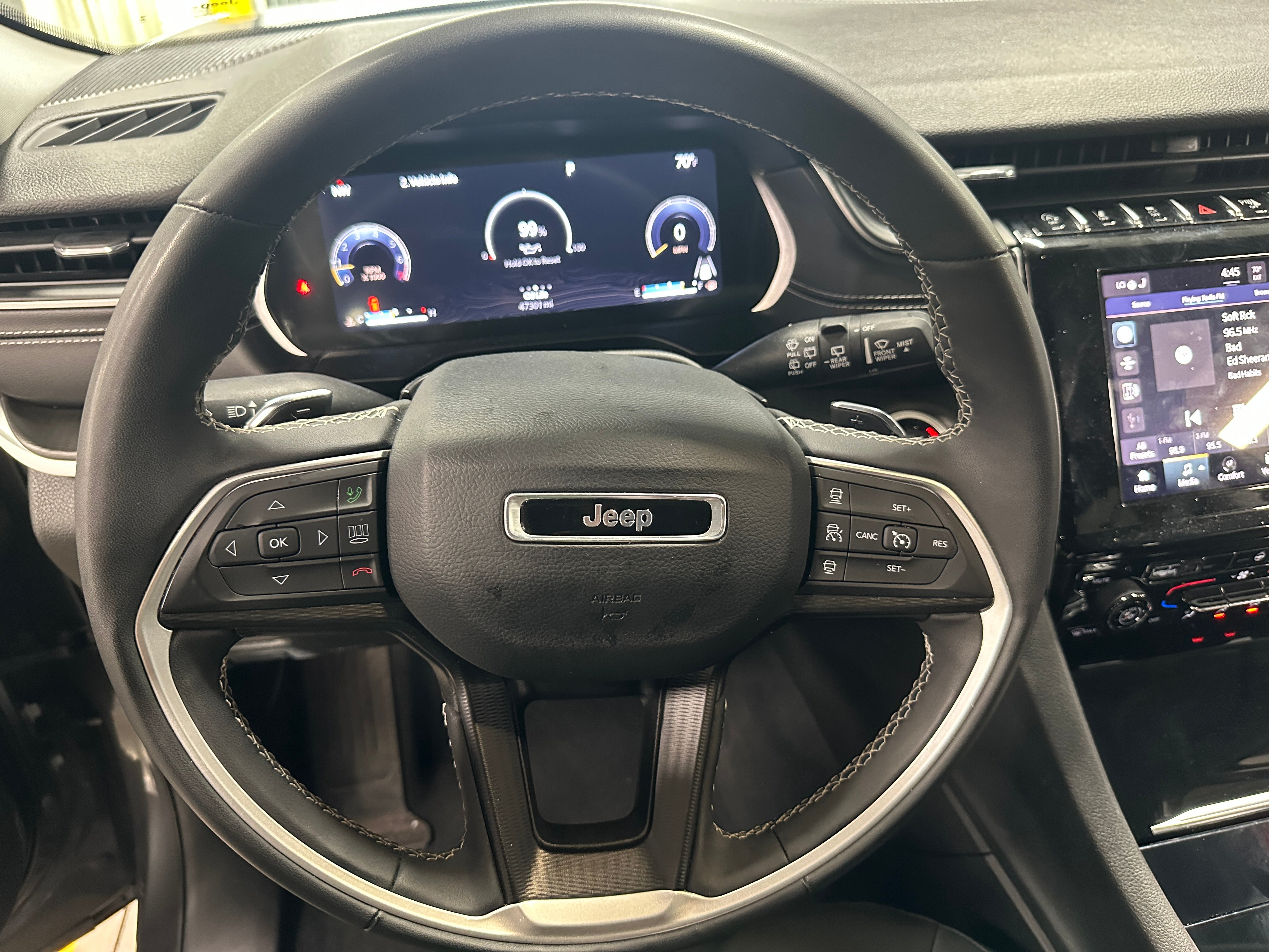 2023 Jeep Grand Cherokee L Laredo 5