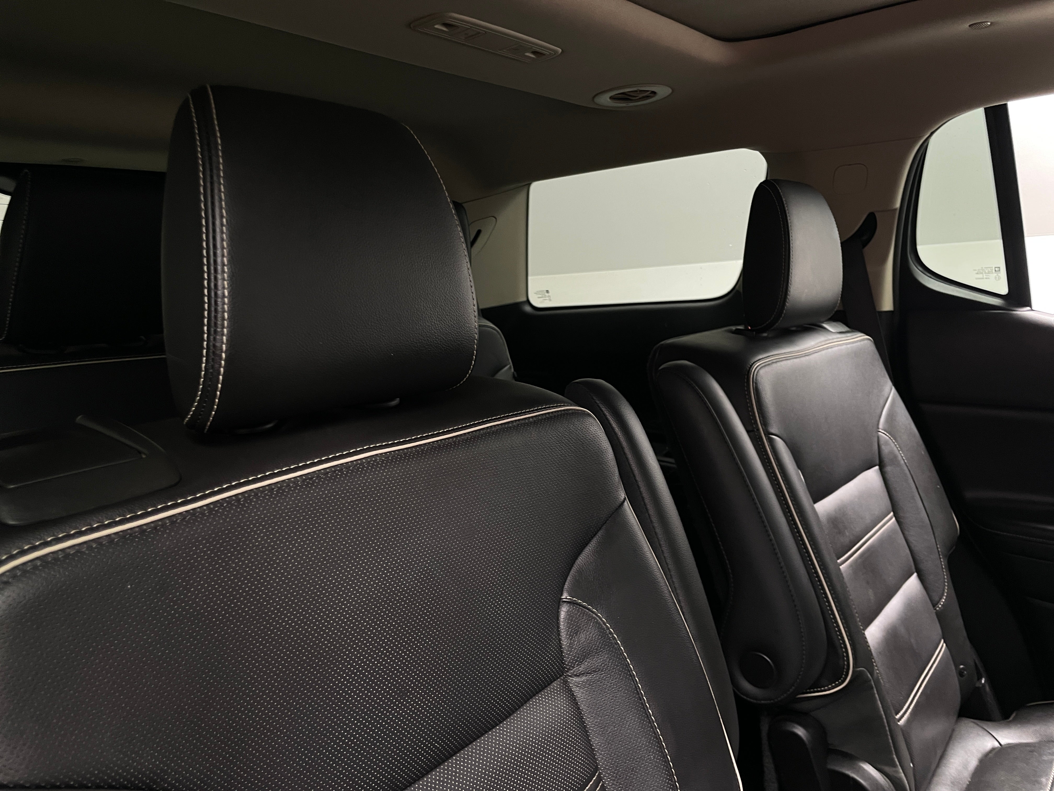 2017 GMC Acadia Denali 5