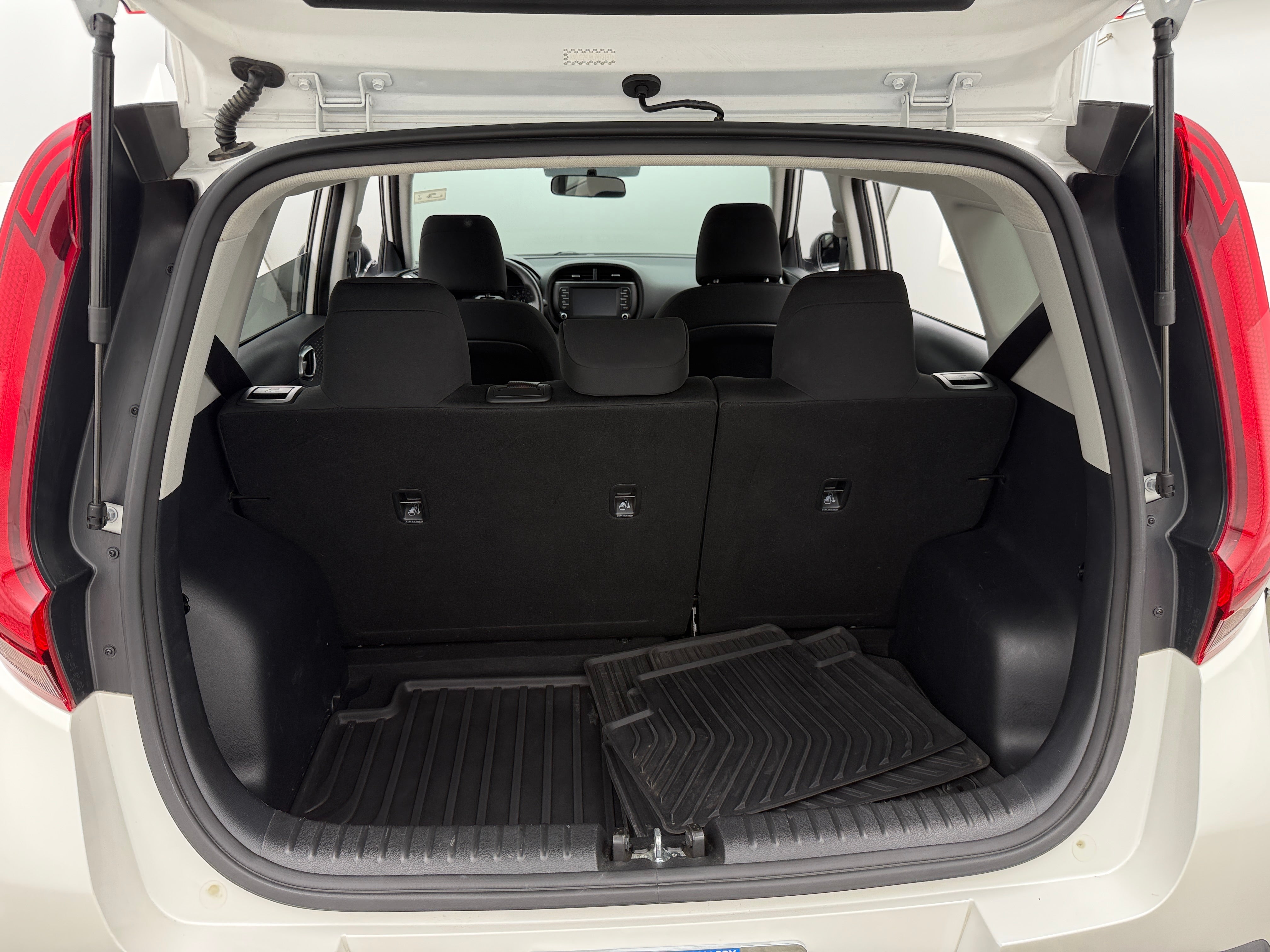 2020 Kia Soul LX 7