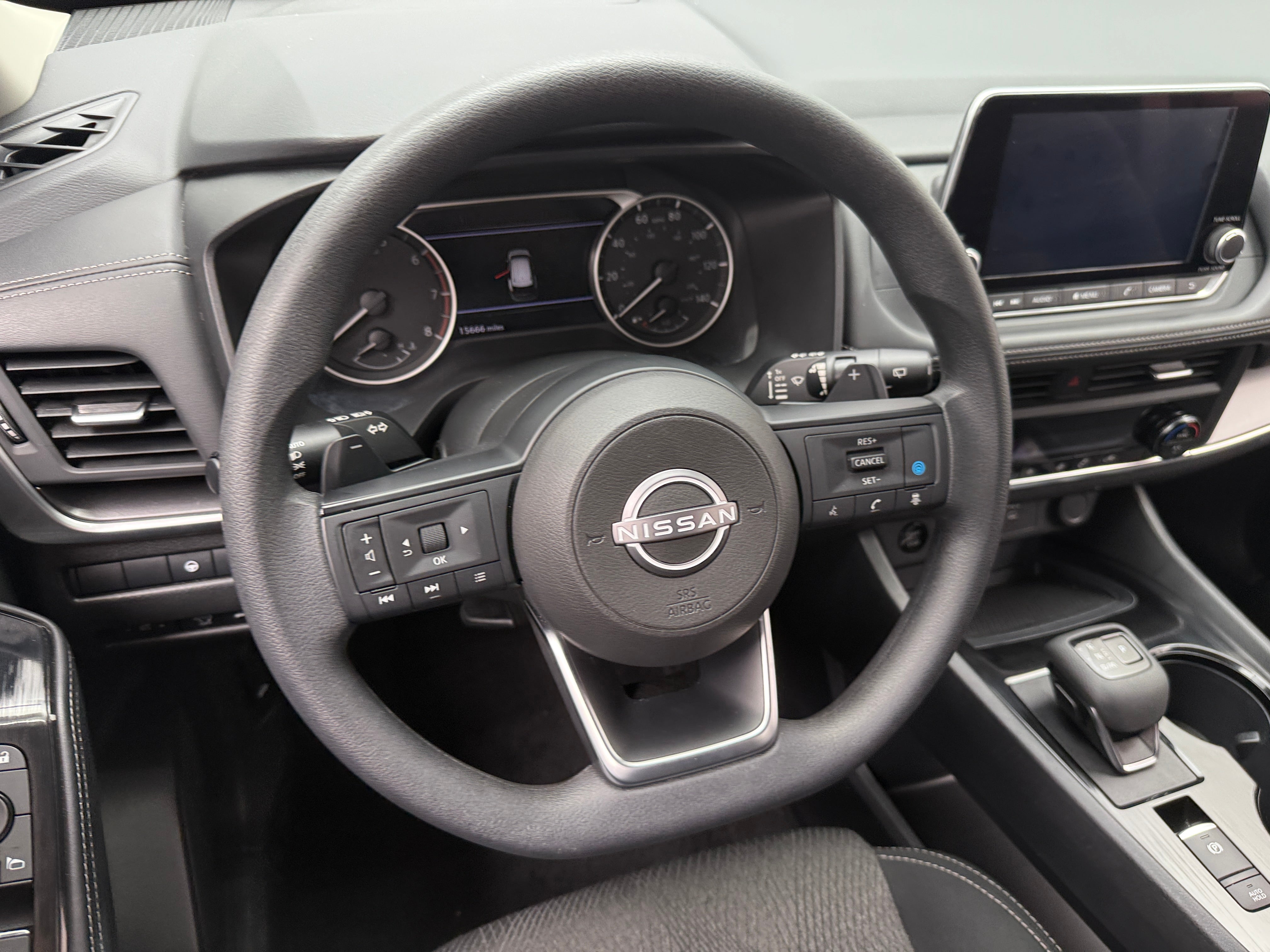 2024 Nissan Rogue SV 5
