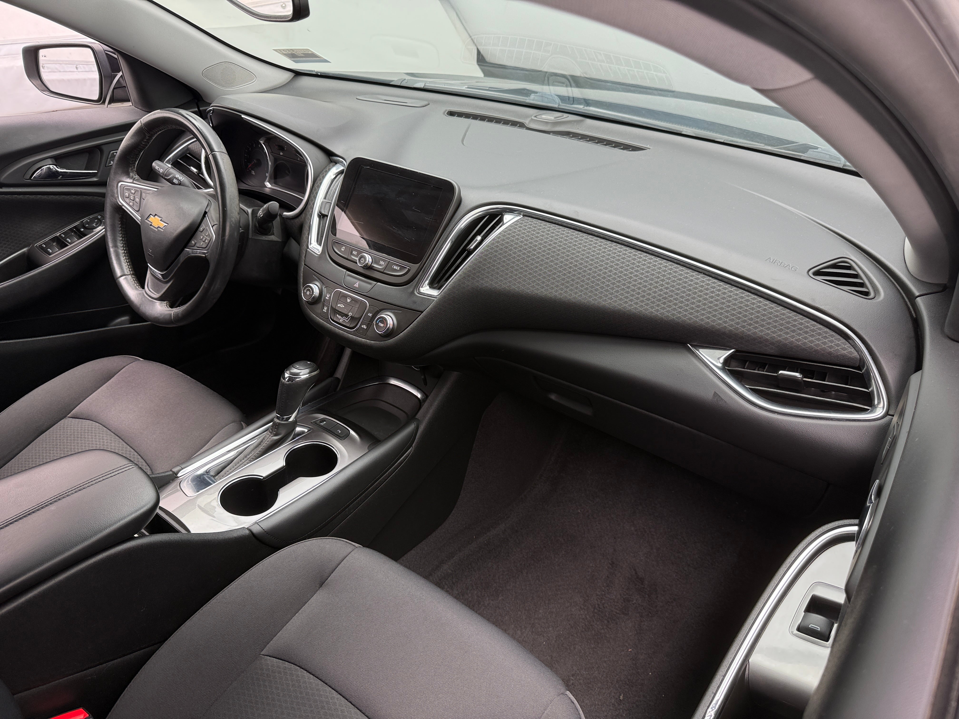 2017 Chevrolet Malibu LT 2