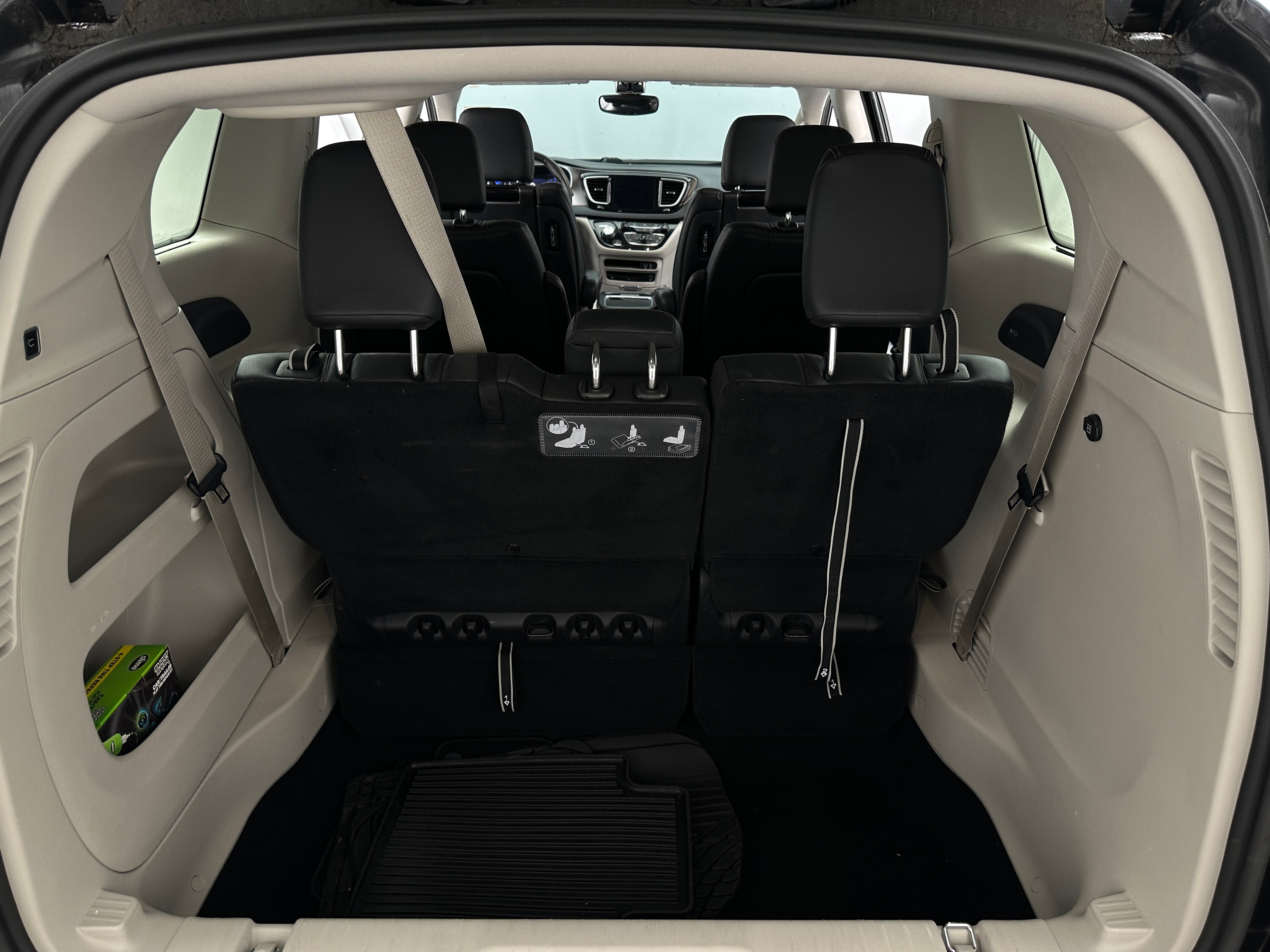 2020 Chrysler Pacifica  6