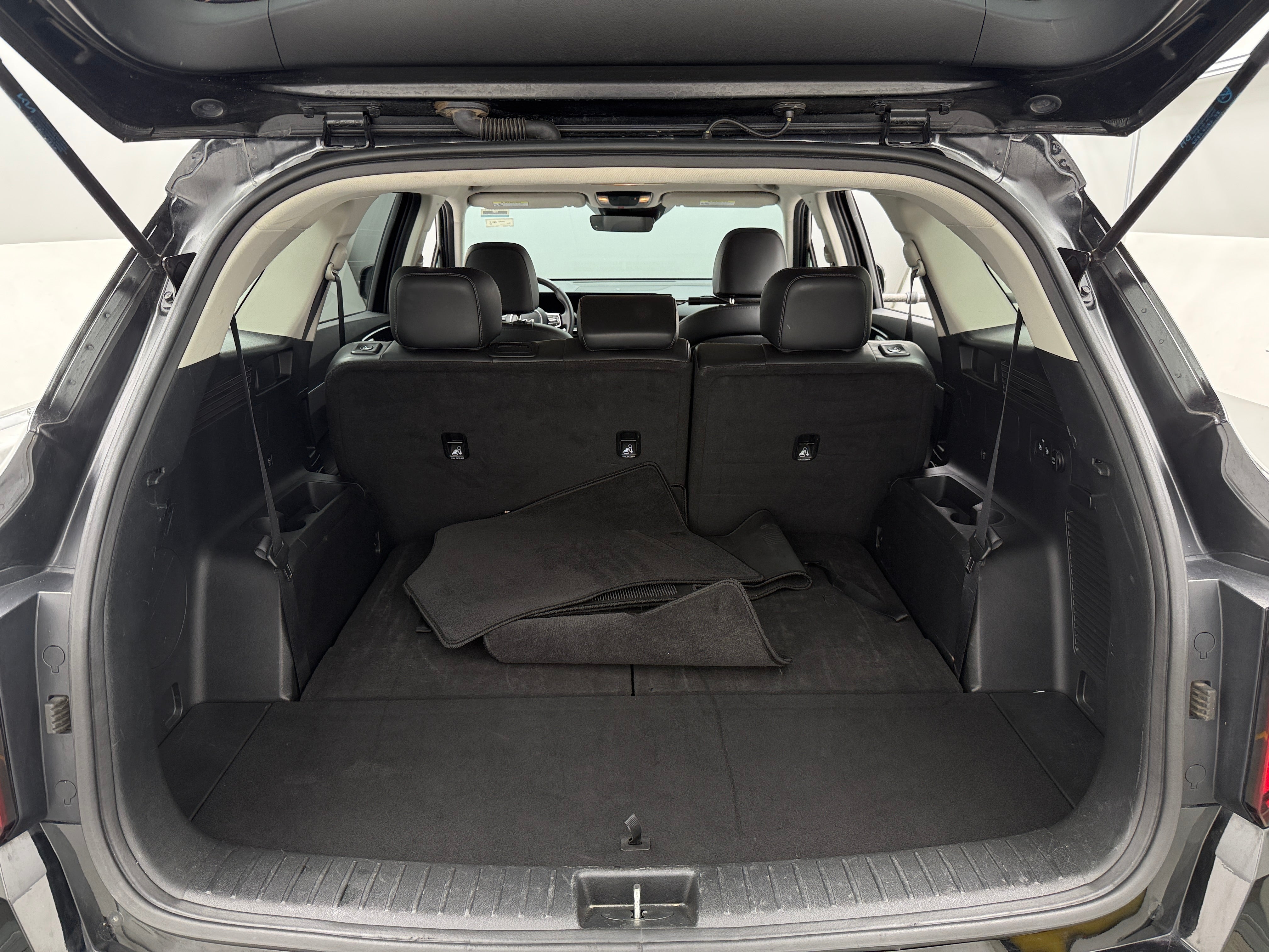 2024 Kia Sorento S 6