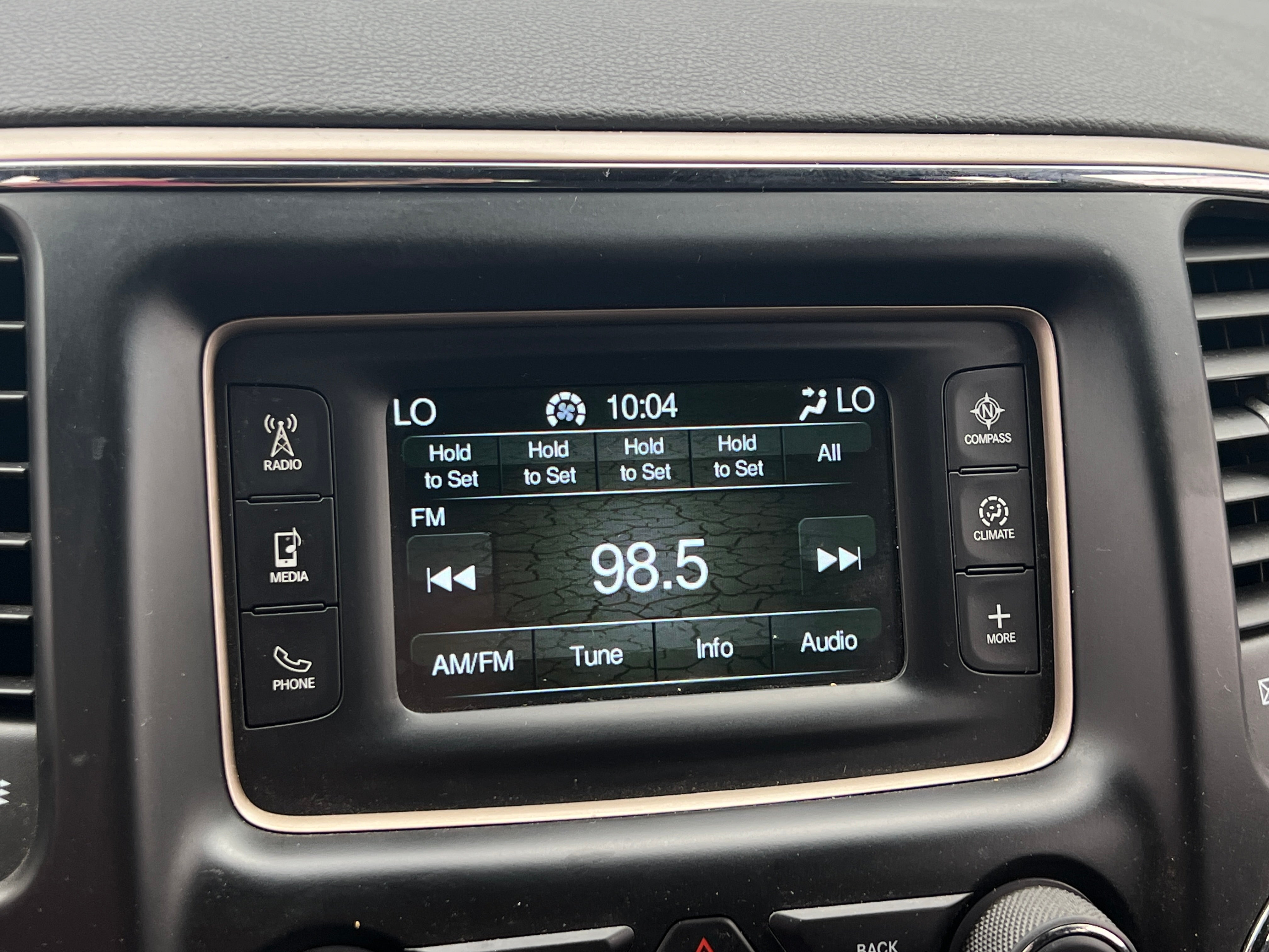 2016 Jeep Grand Cherokee Laredo 4