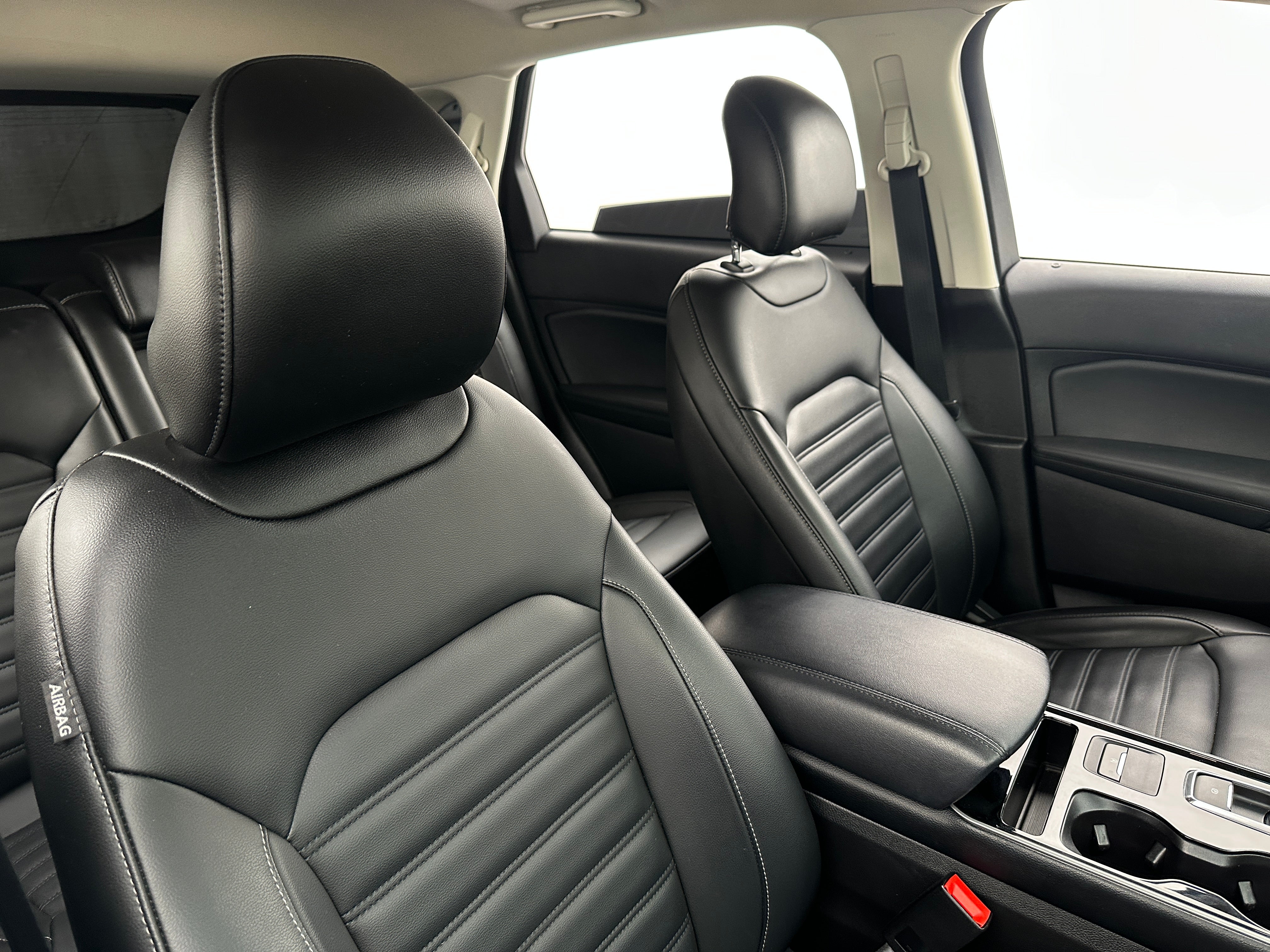 2019 Ford Edge SEL 2