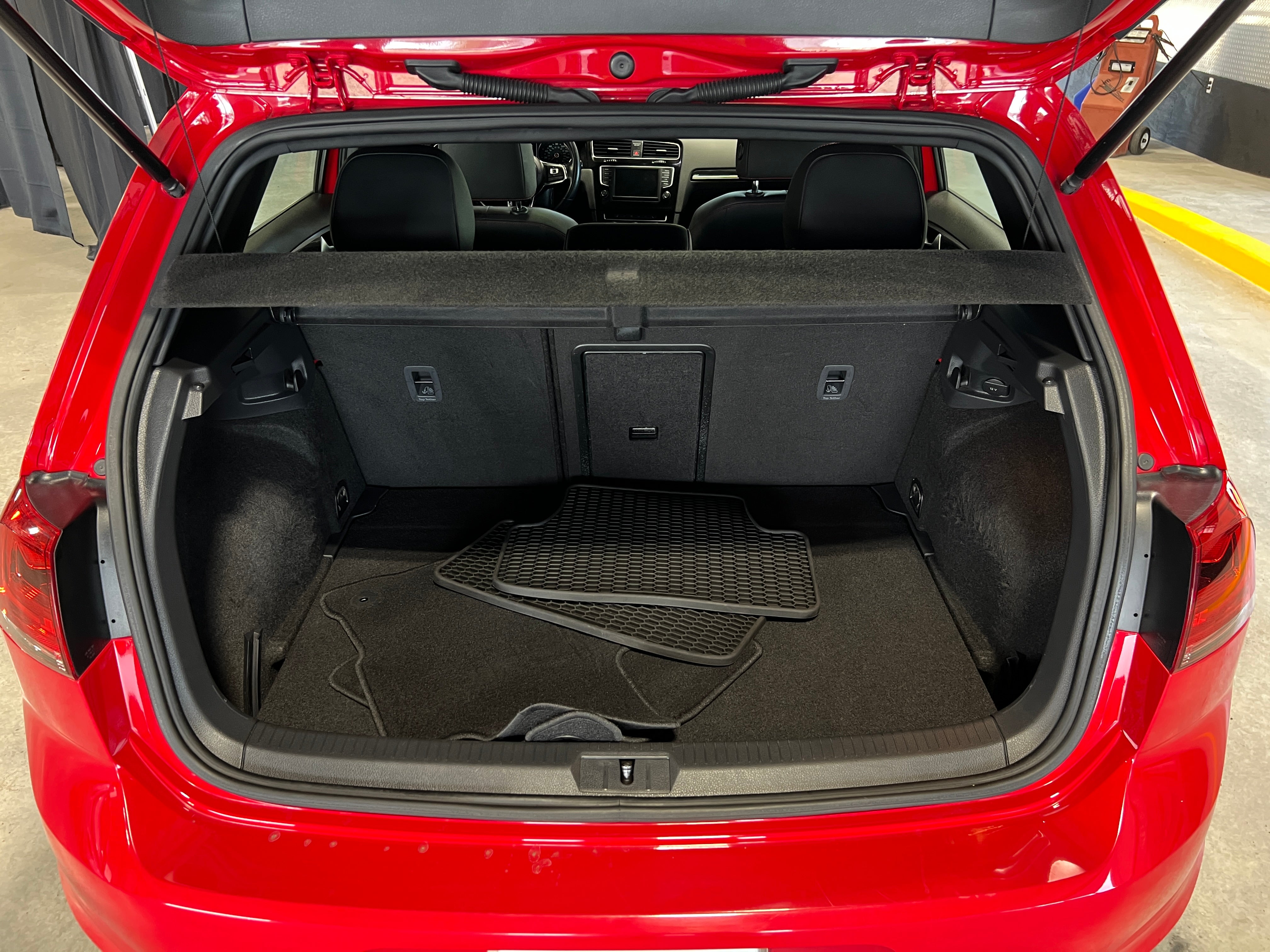 2016 Volkswagen Golf GTI SE 7