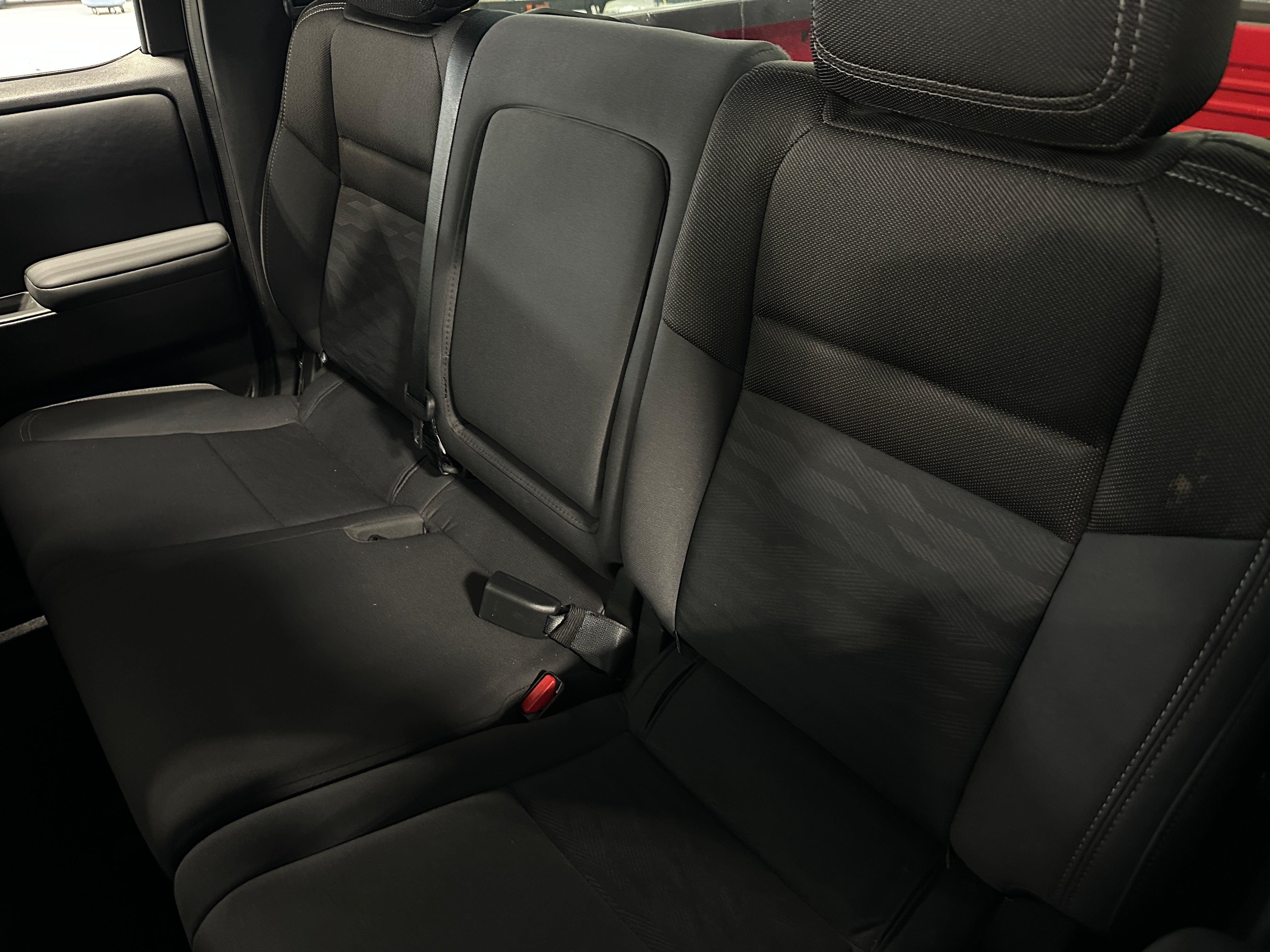 2023 Nissan Frontier SV 6