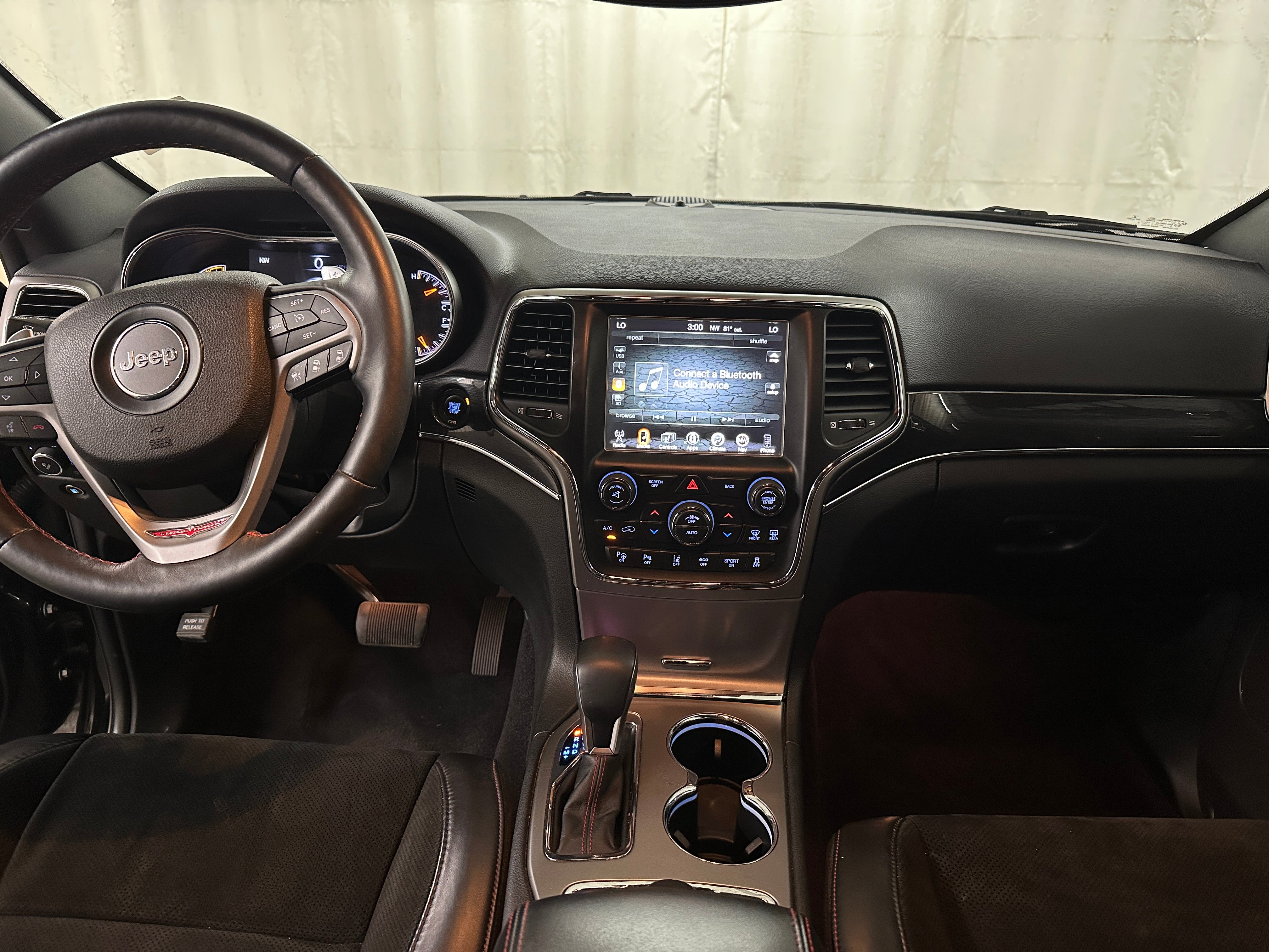 2017 Jeep Grand Cherokee Trailhawk 2