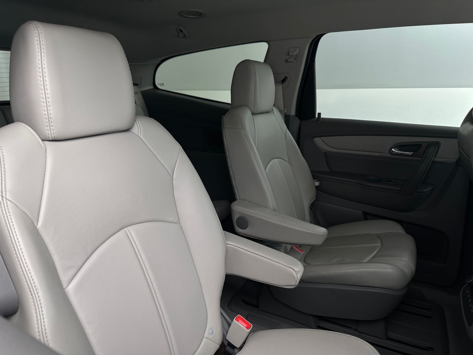 Thumbnail: 2017 Chevrolet Traverse - 5