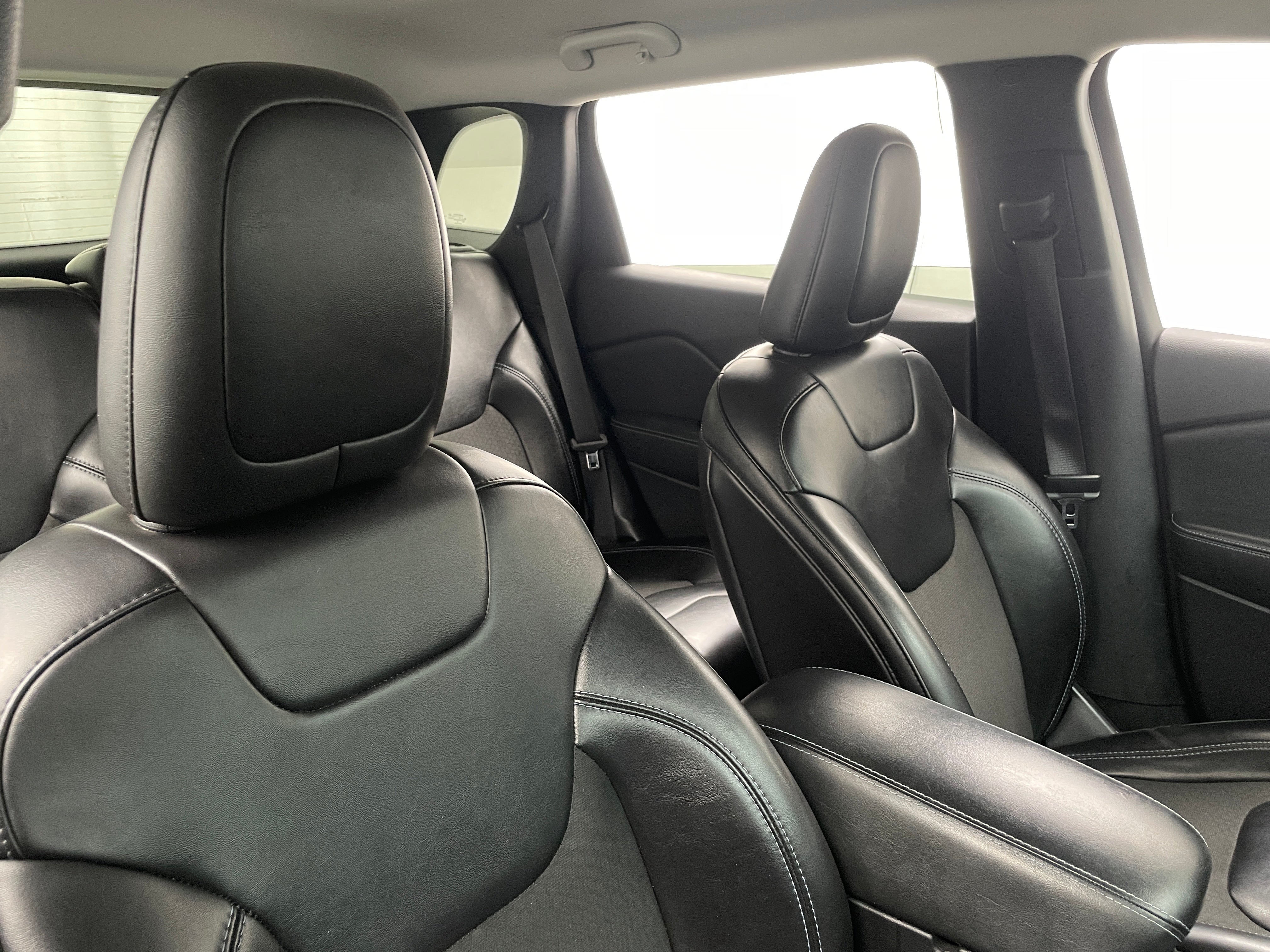 2019 Jeep Cherokee Latitude 2