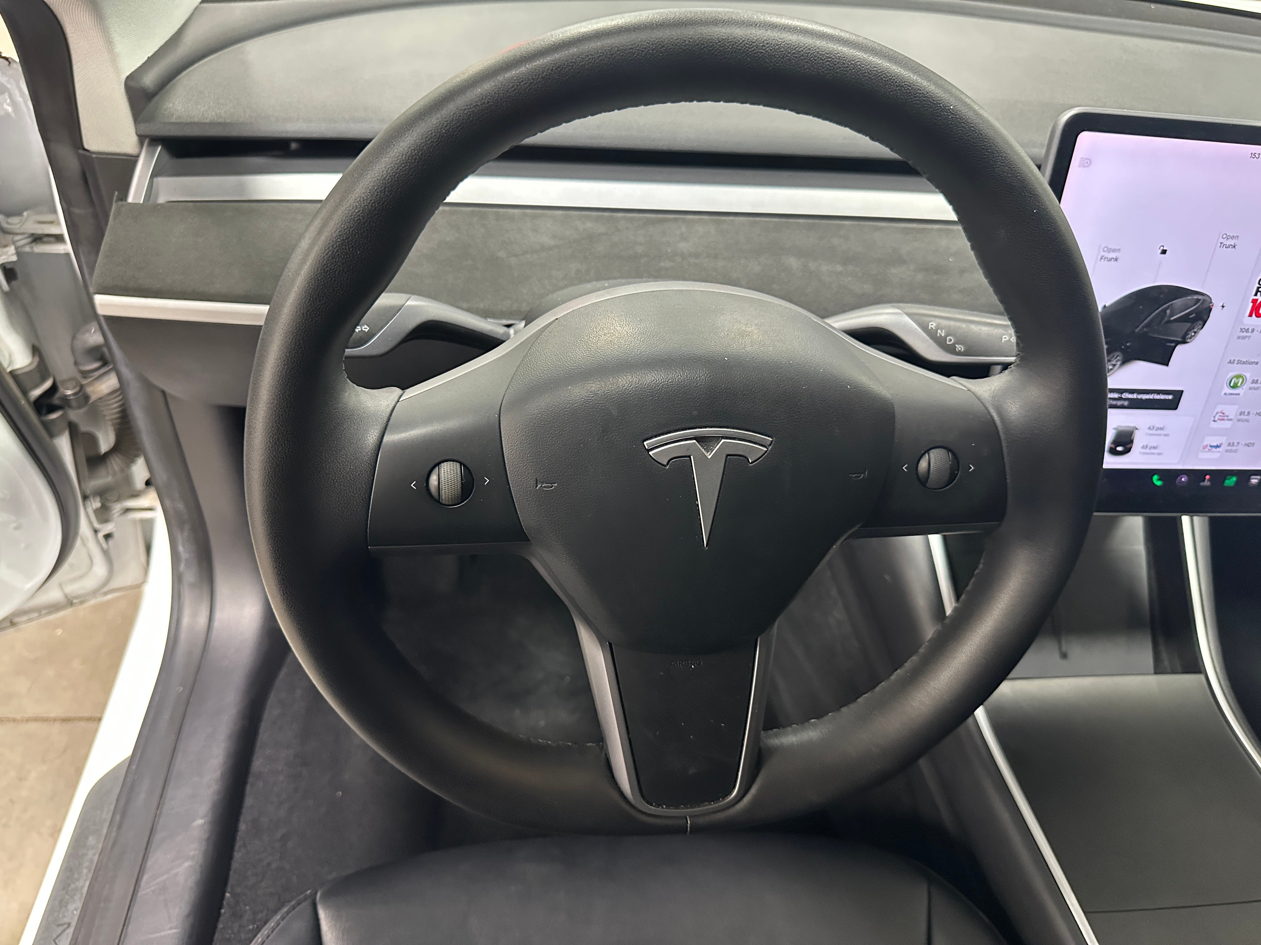 2020 Tesla Model 3 Standard Range 4