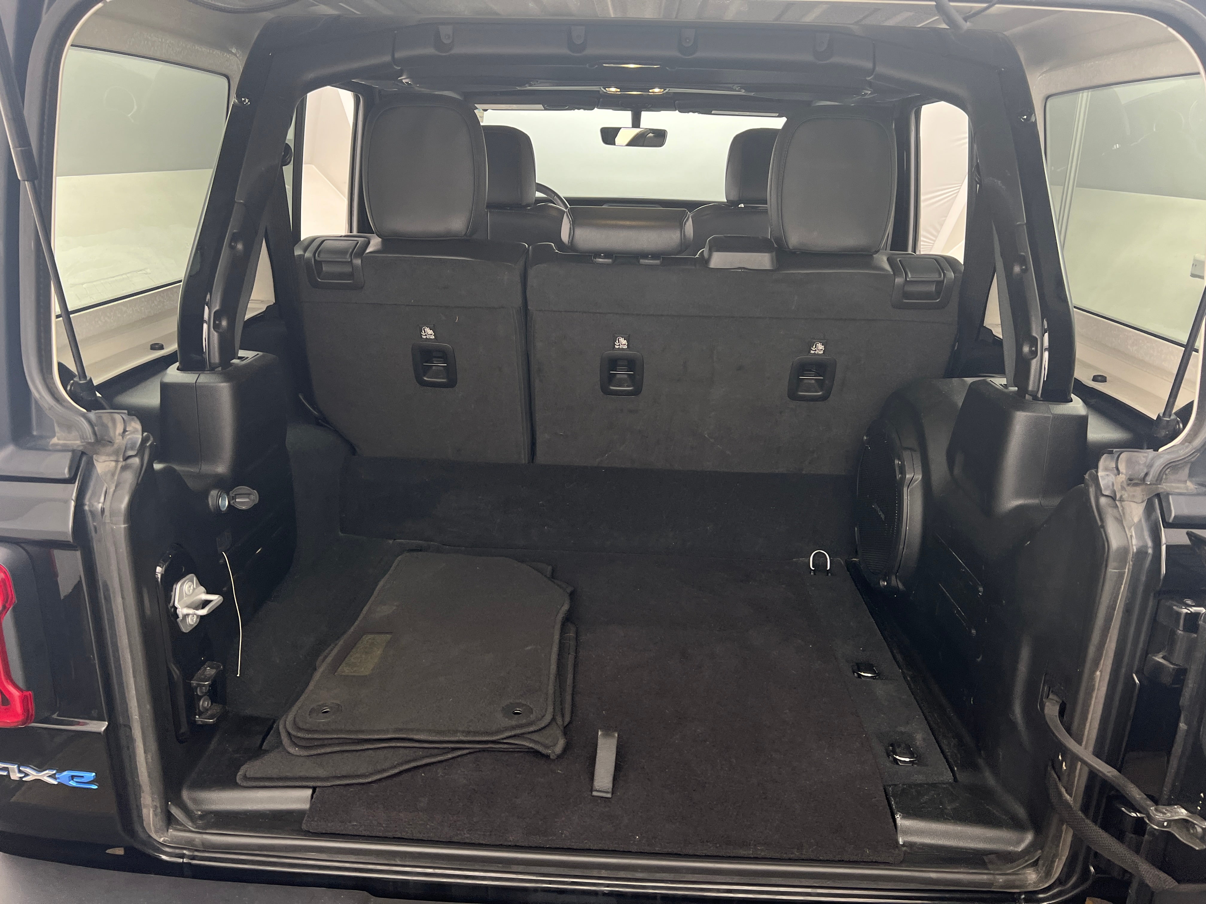 2023 Jeep Wrangler Sahara 4xe 6