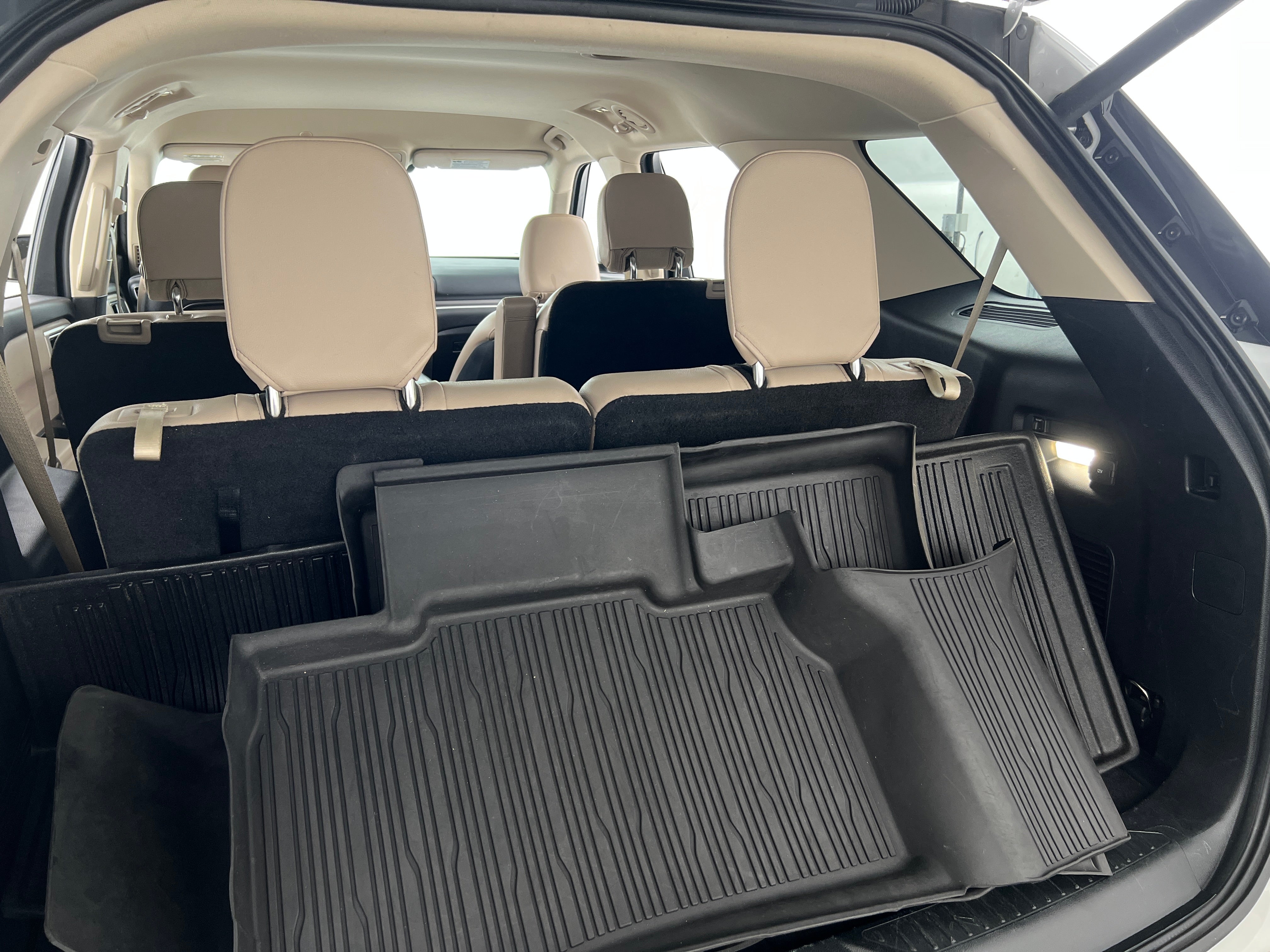 2020 Ford Explorer XLT 6