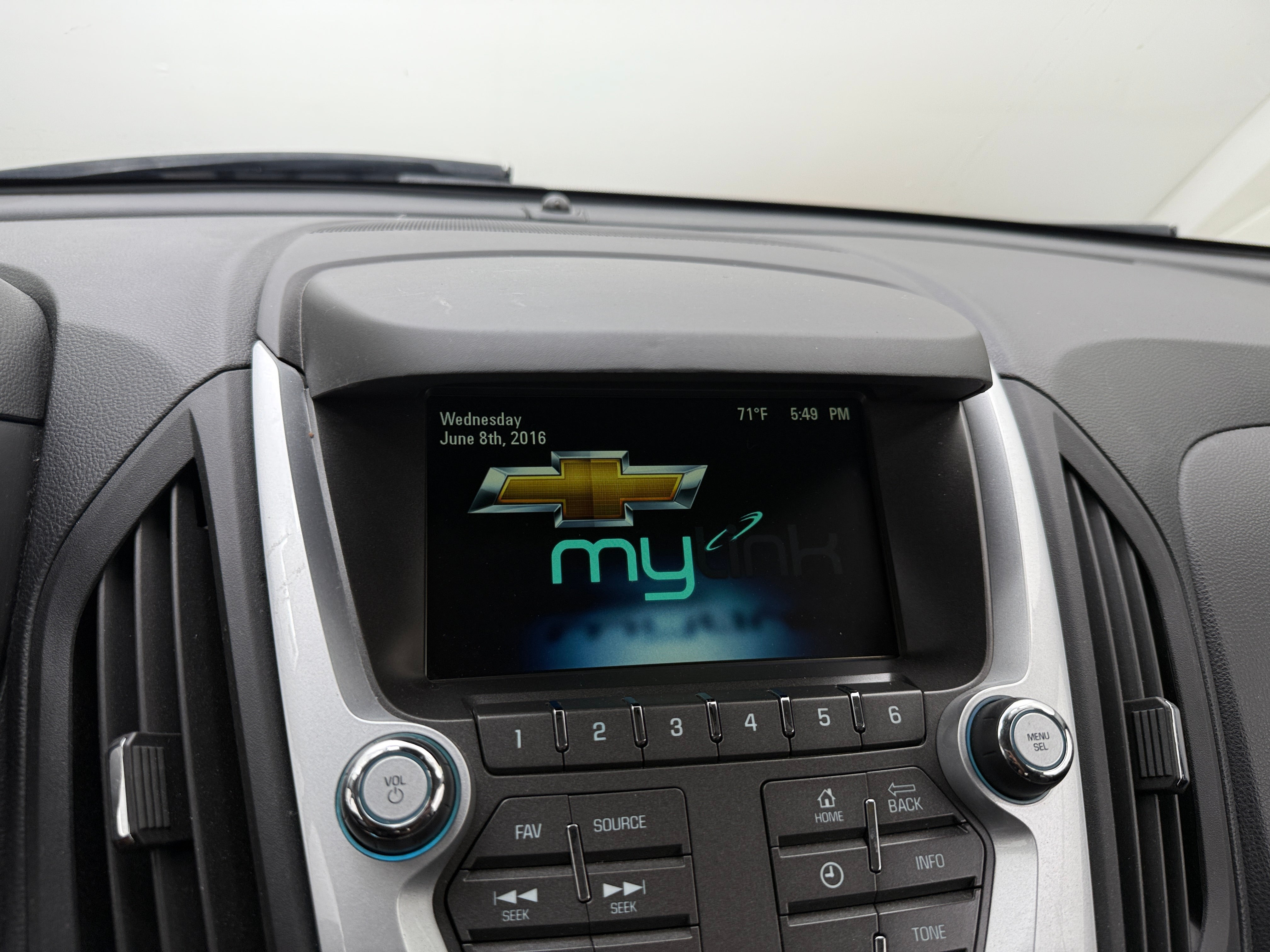 2012 Chevrolet Equinox LT 4