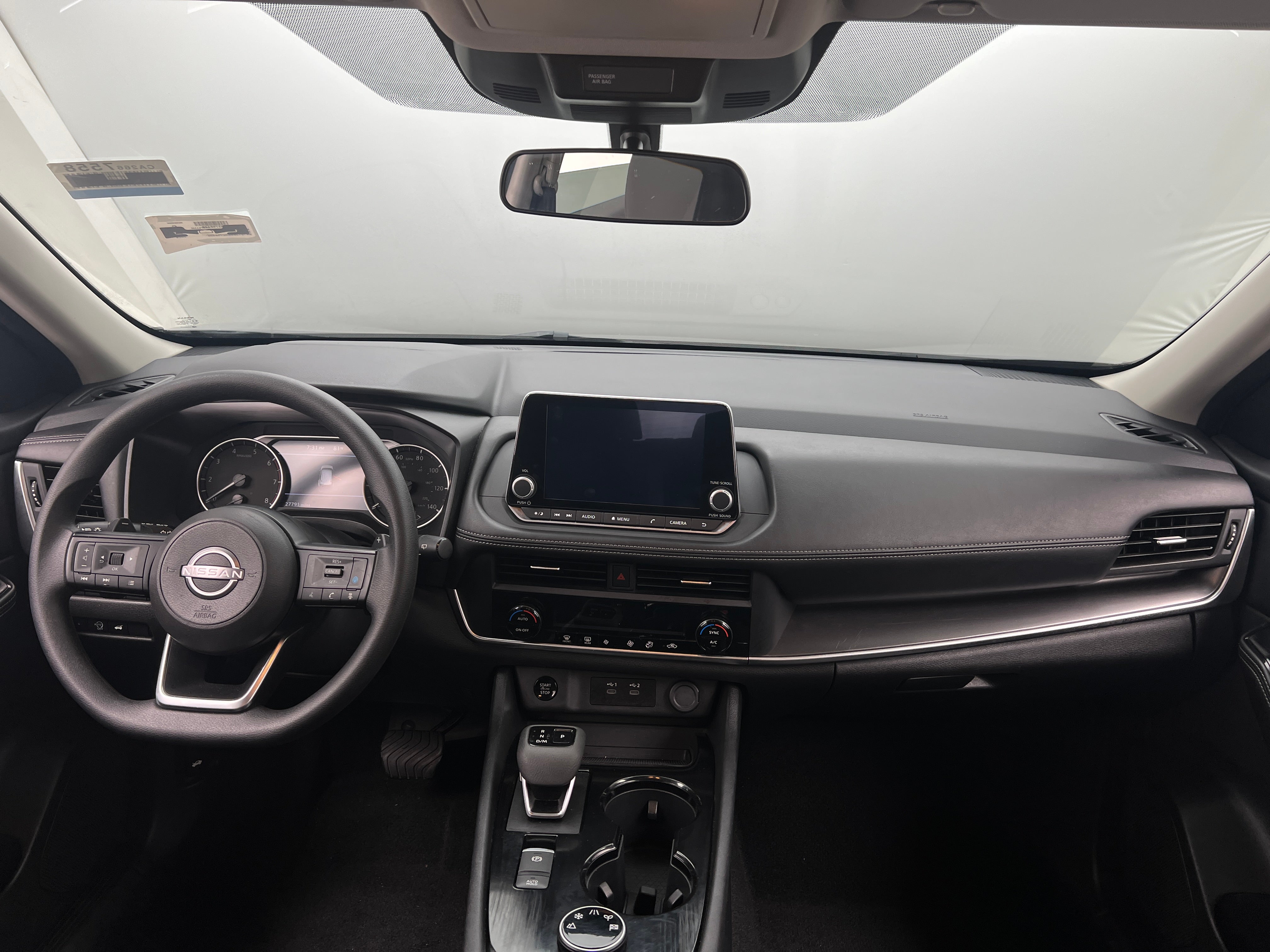 2024 Nissan Rogue SV 3