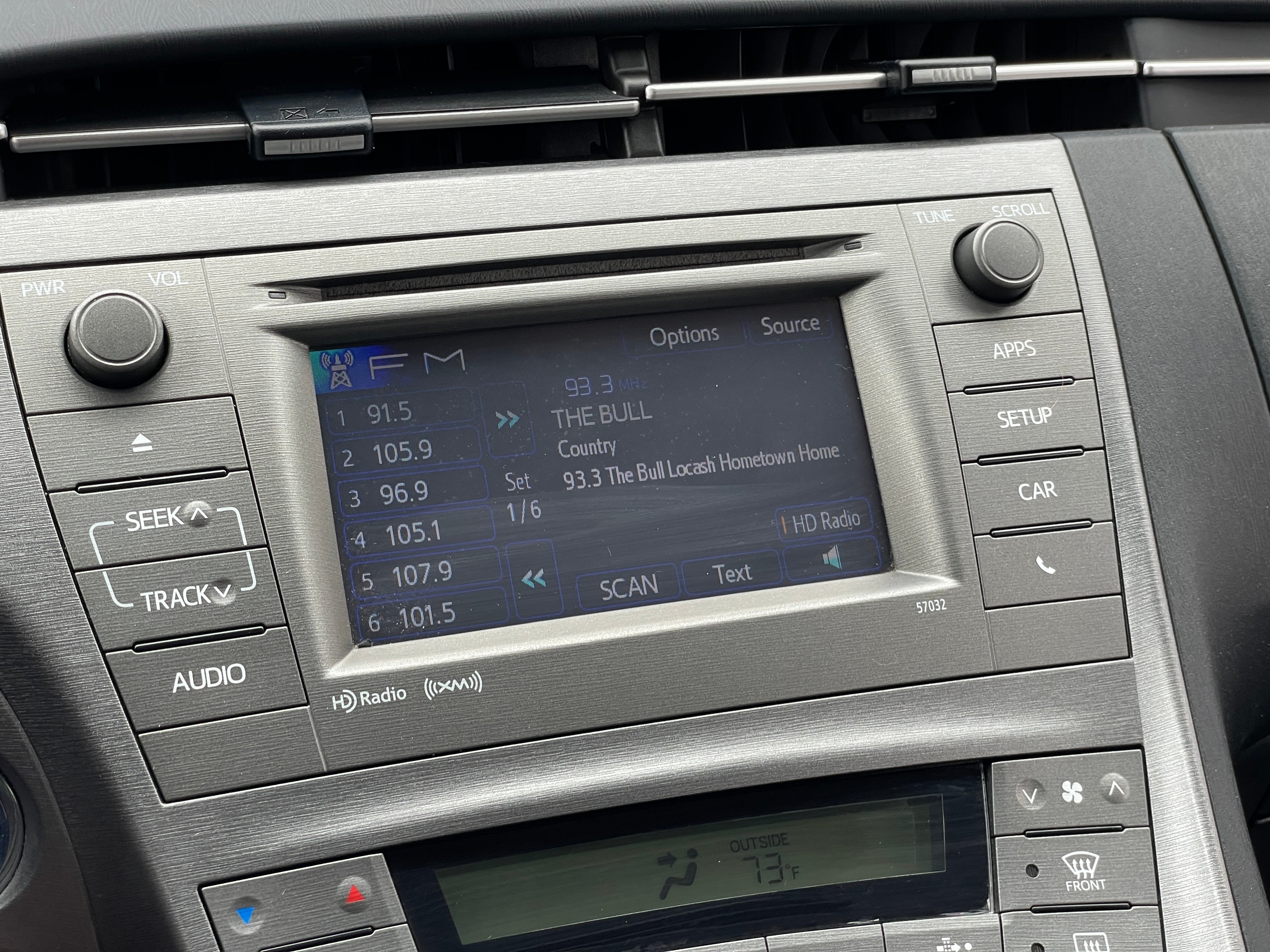 2014 Toyota Prius Three 4