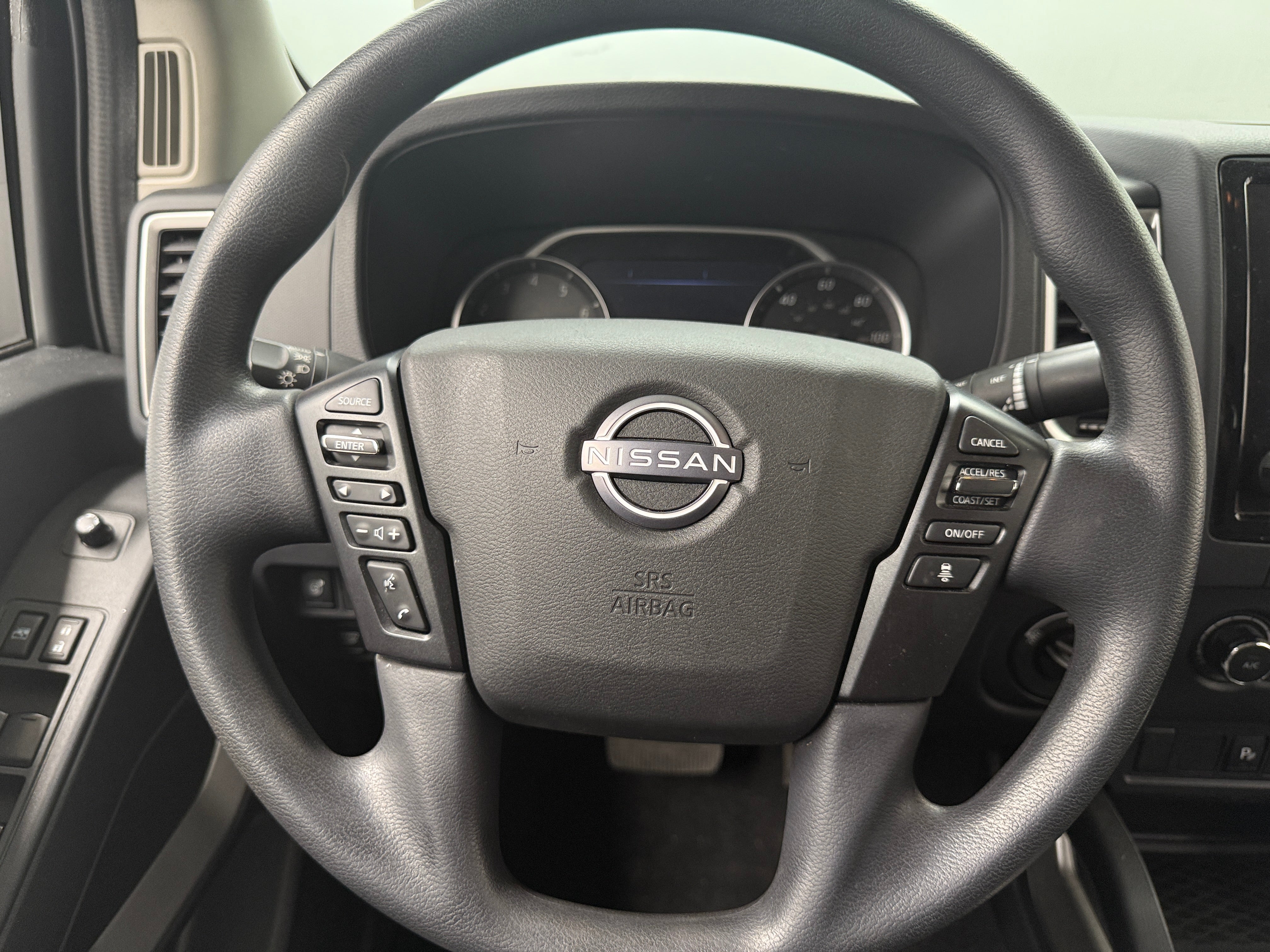 2022 Nissan Frontier SV 5