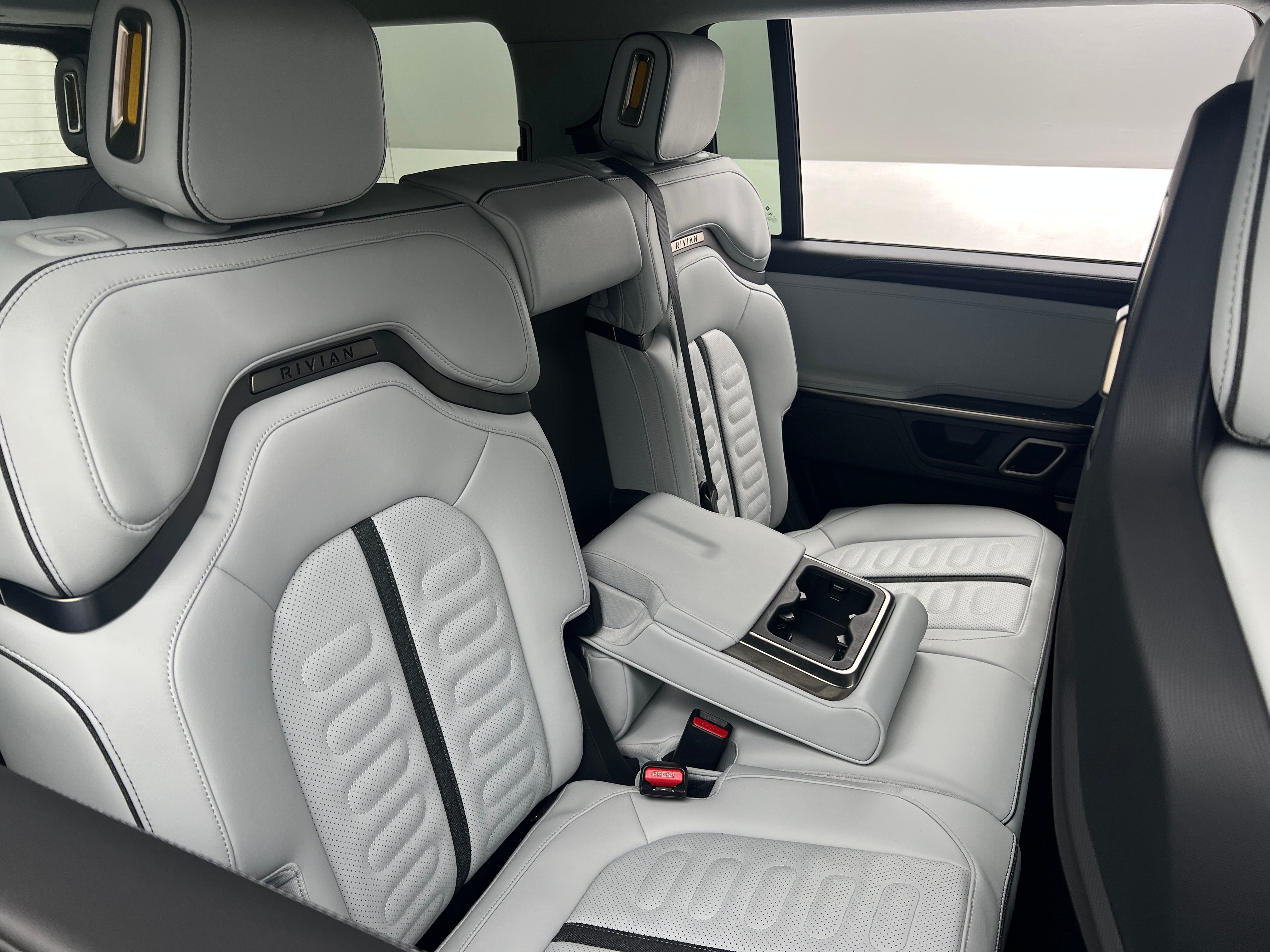 2023 Rivian R1S Adventure 5