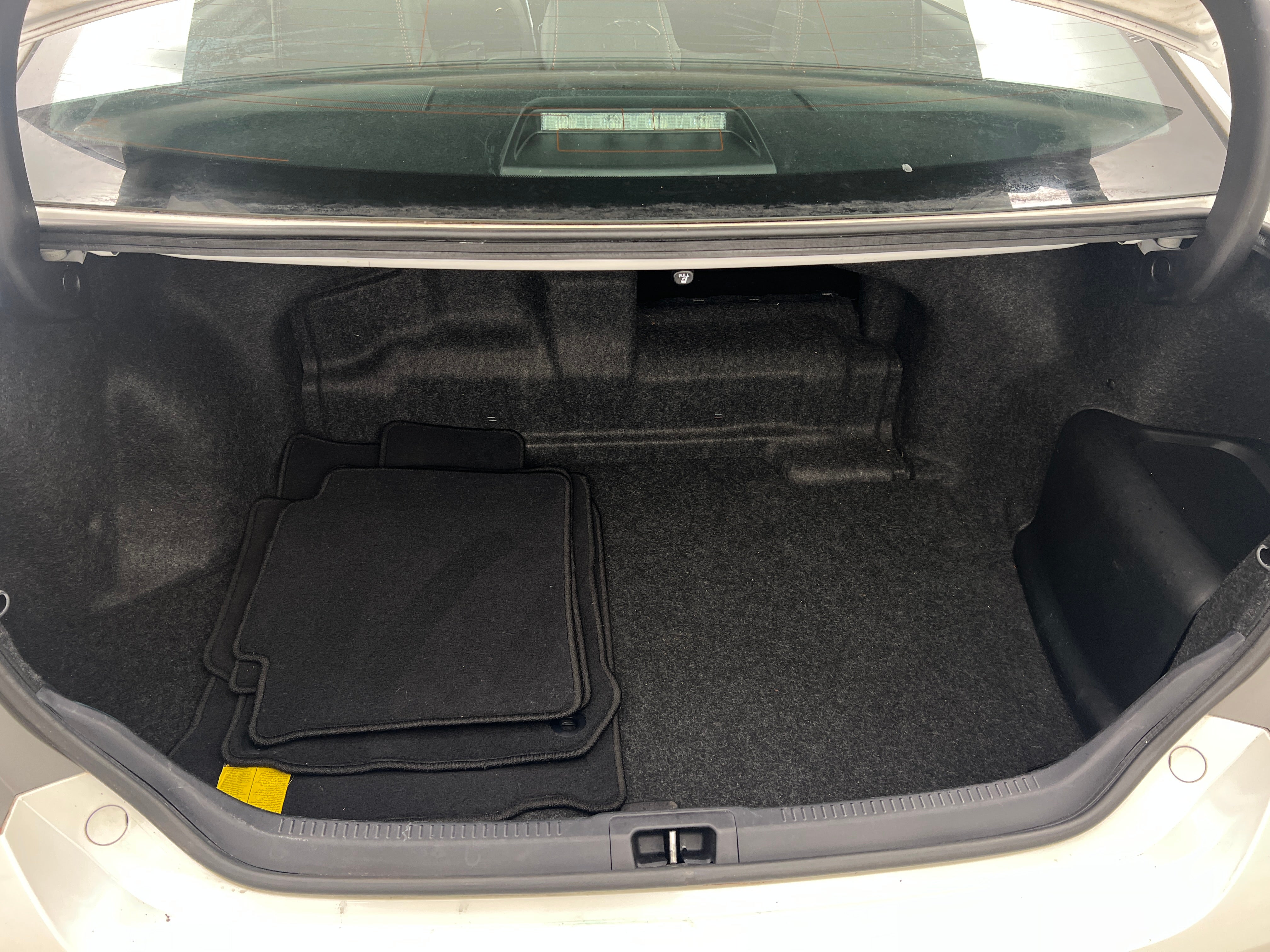 2017 Toyota Camry SE 7