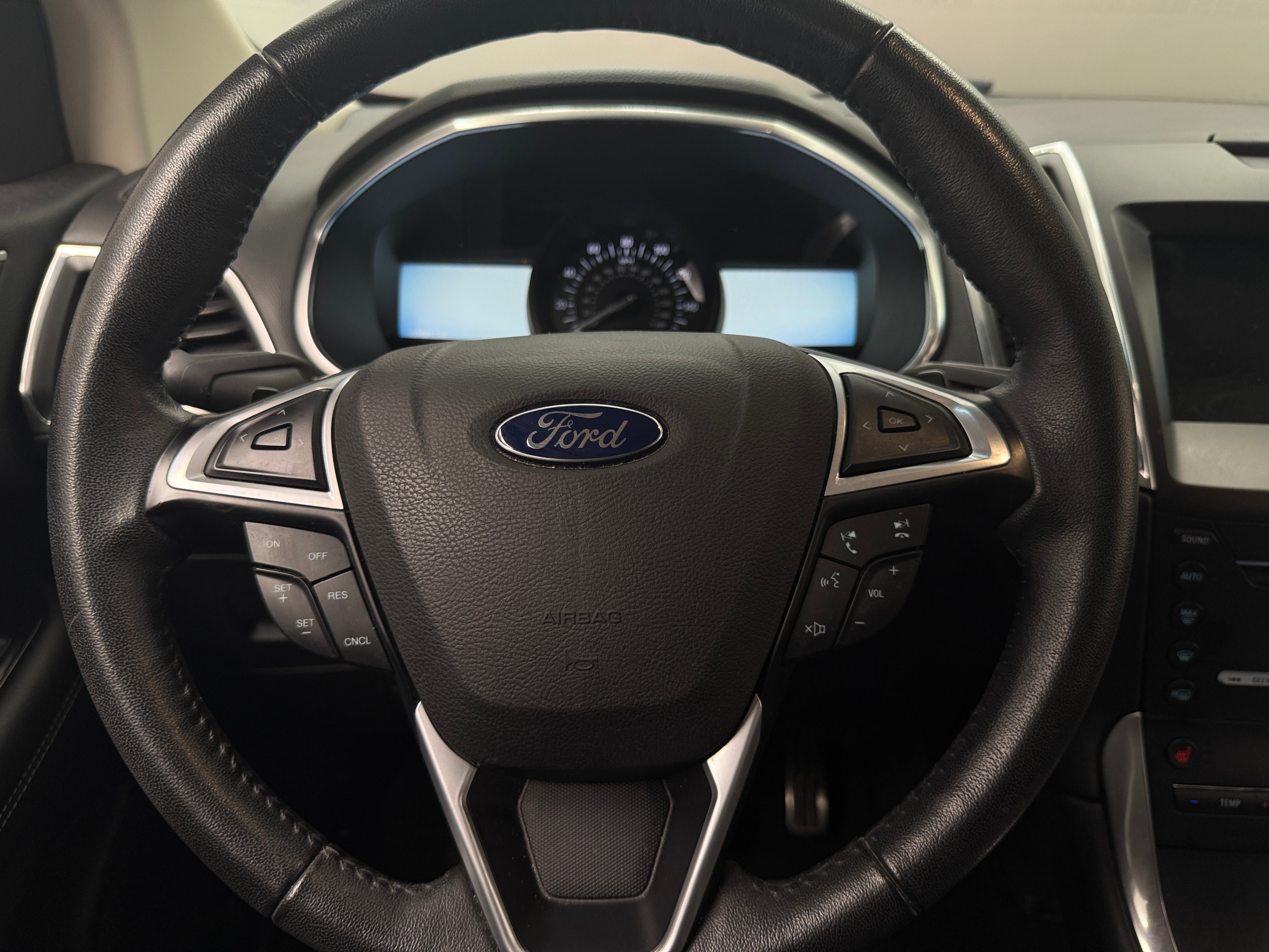 2017 Ford Edge Sport 4