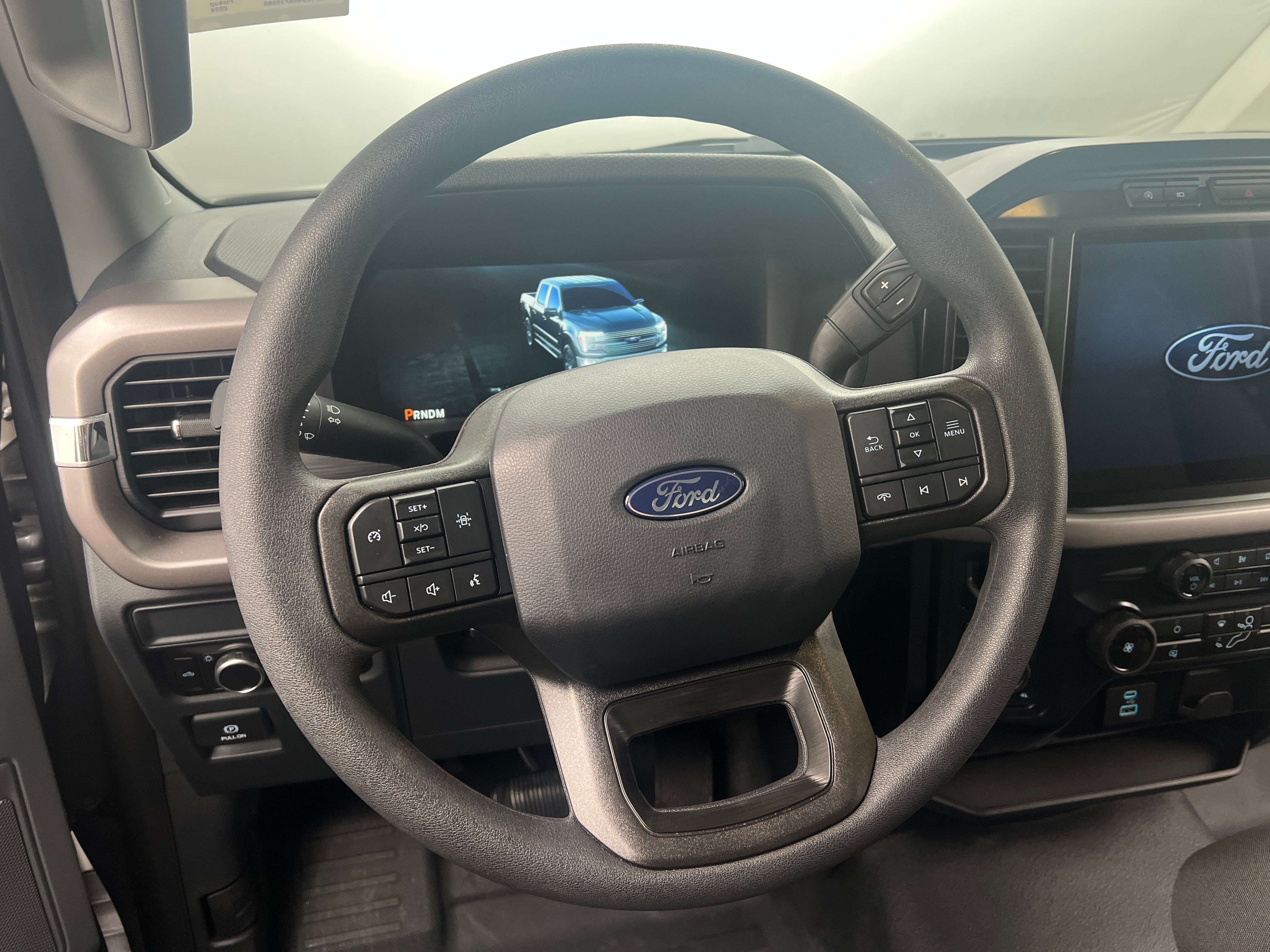 2024 Ford Econoline E-150 5