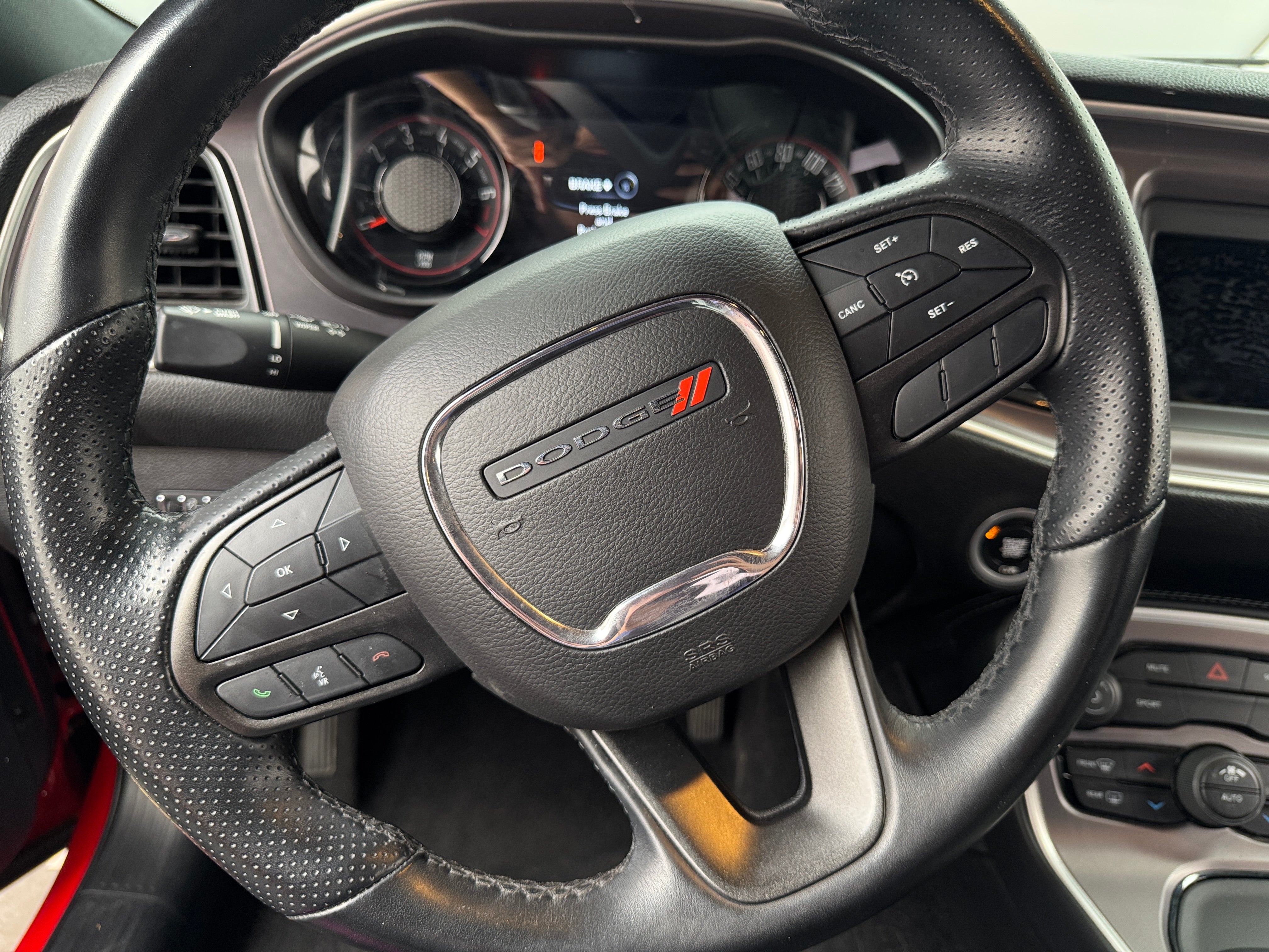 Thumbnail: 2022 Dodge Challenger - 4