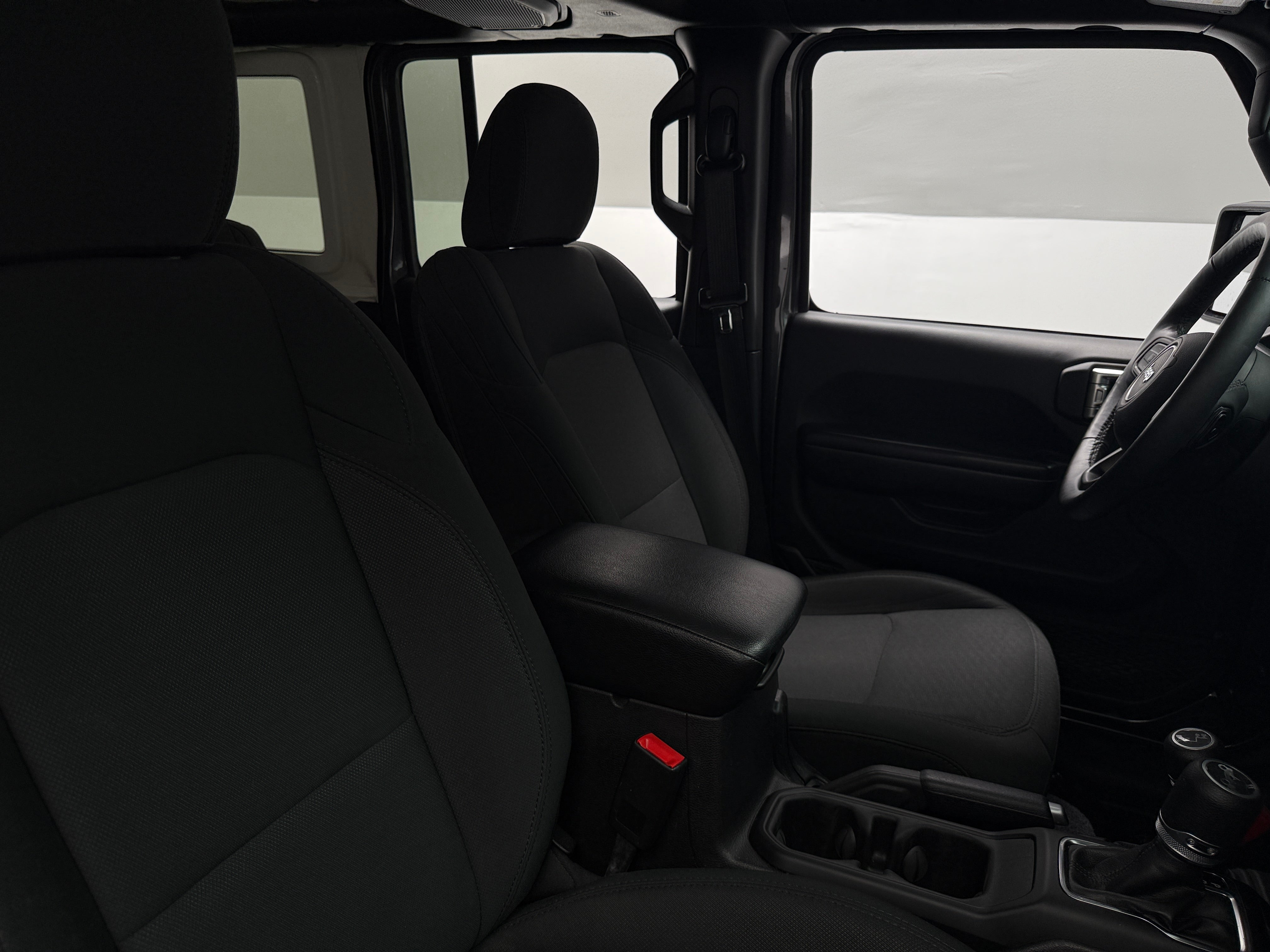 2019 Jeep Wrangler Unlimited Sport S 2