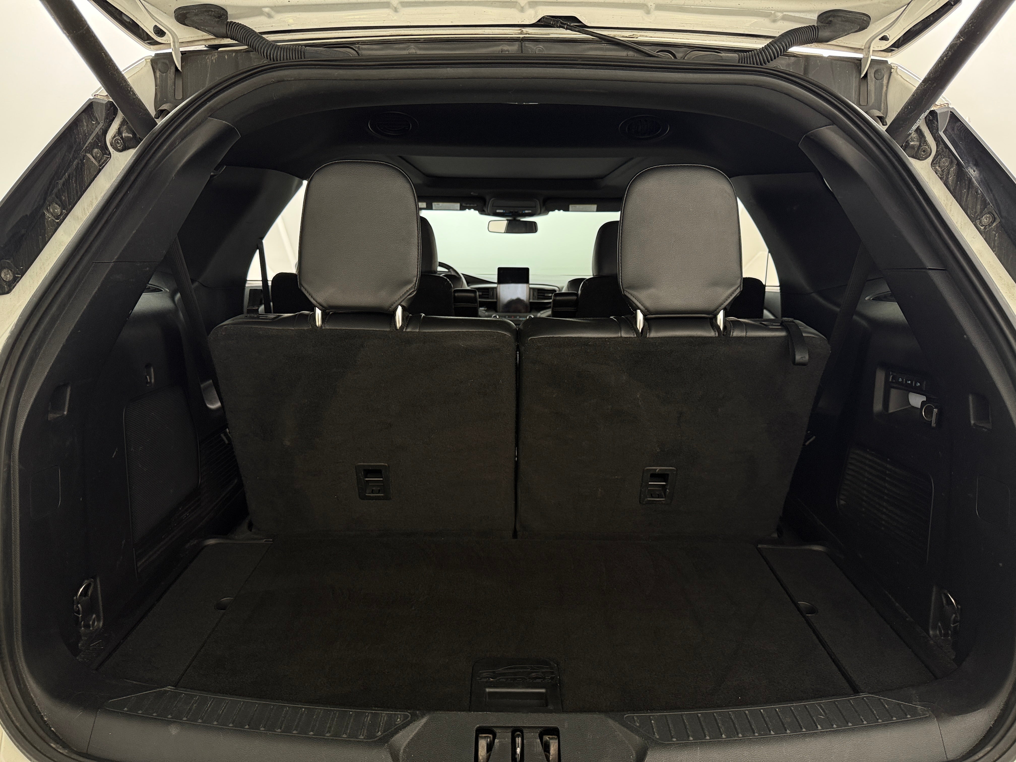 2020 Ford Explorer ST 6