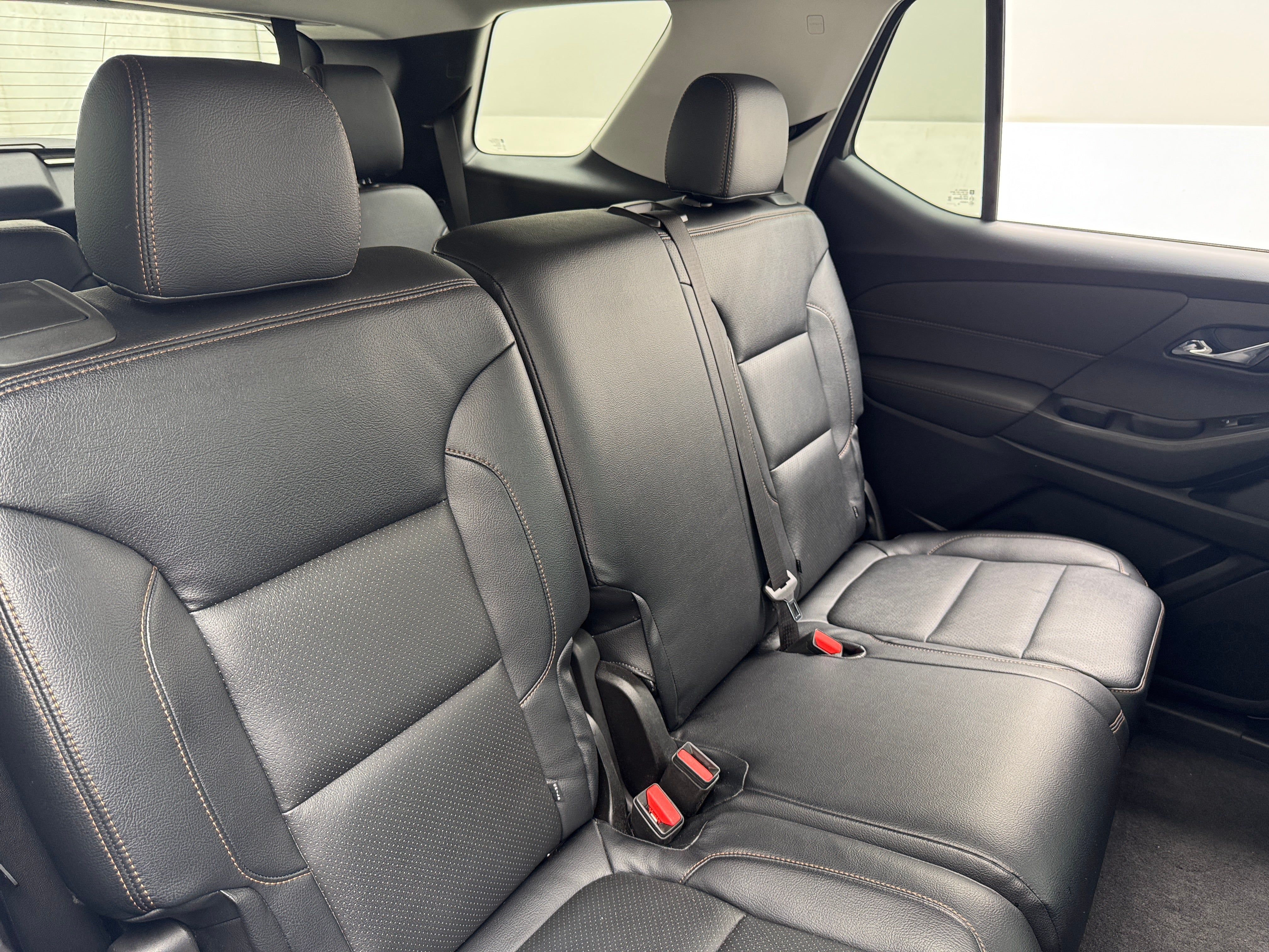 2020 Chevrolet Traverse LS 6