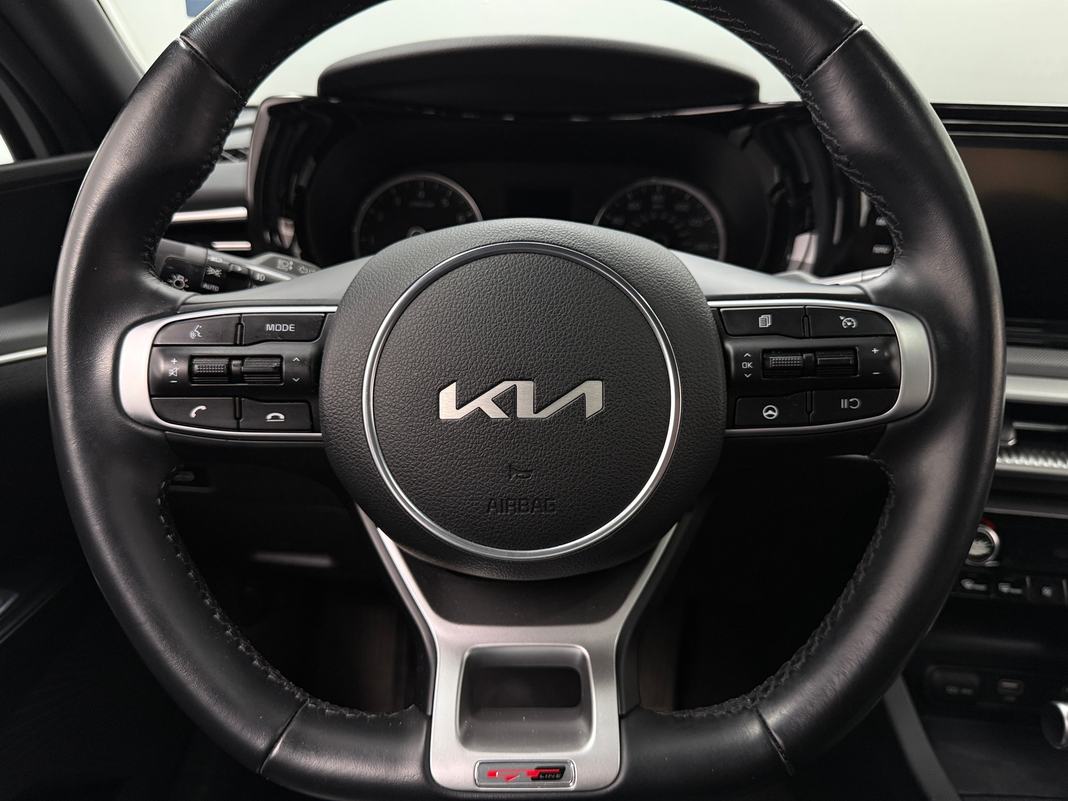 Thumbnail: 2022 Kia K5 - 4