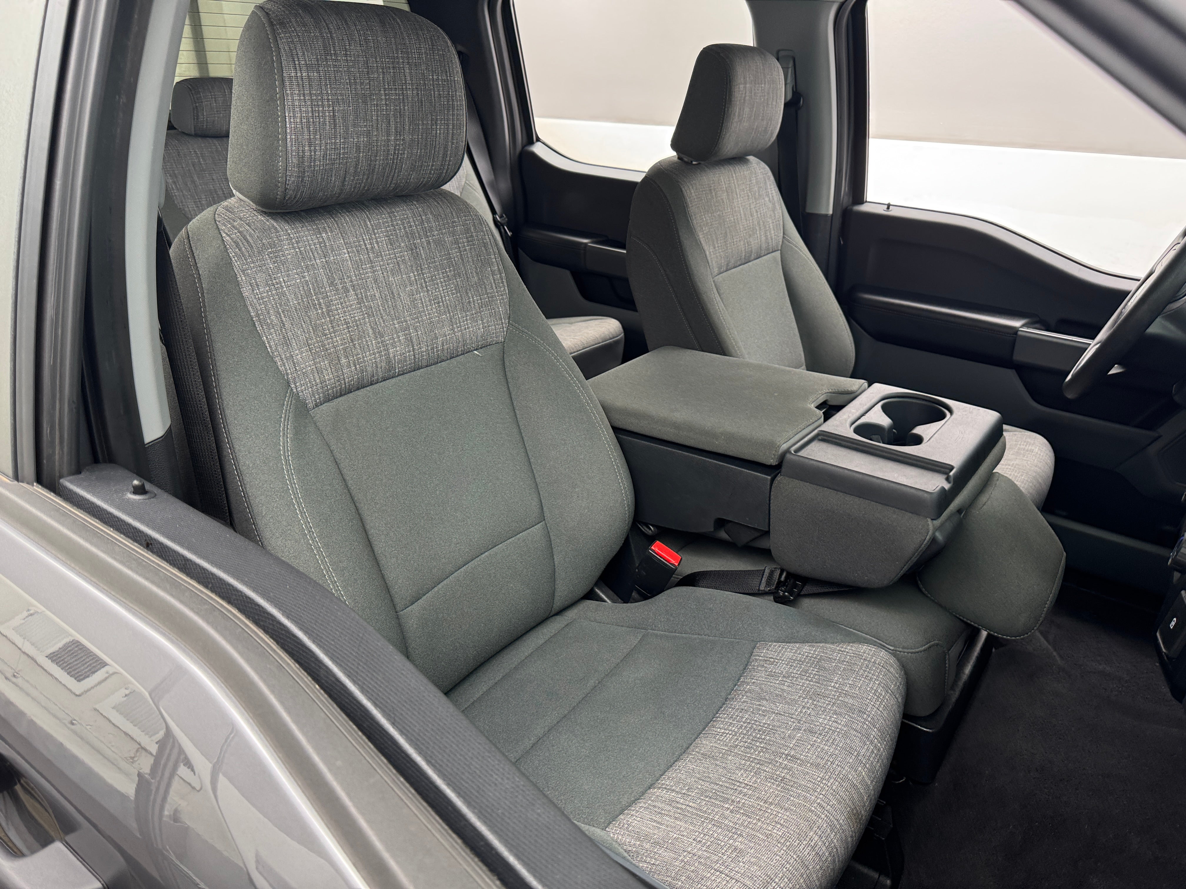 2023 Ford Econoline E-150 2