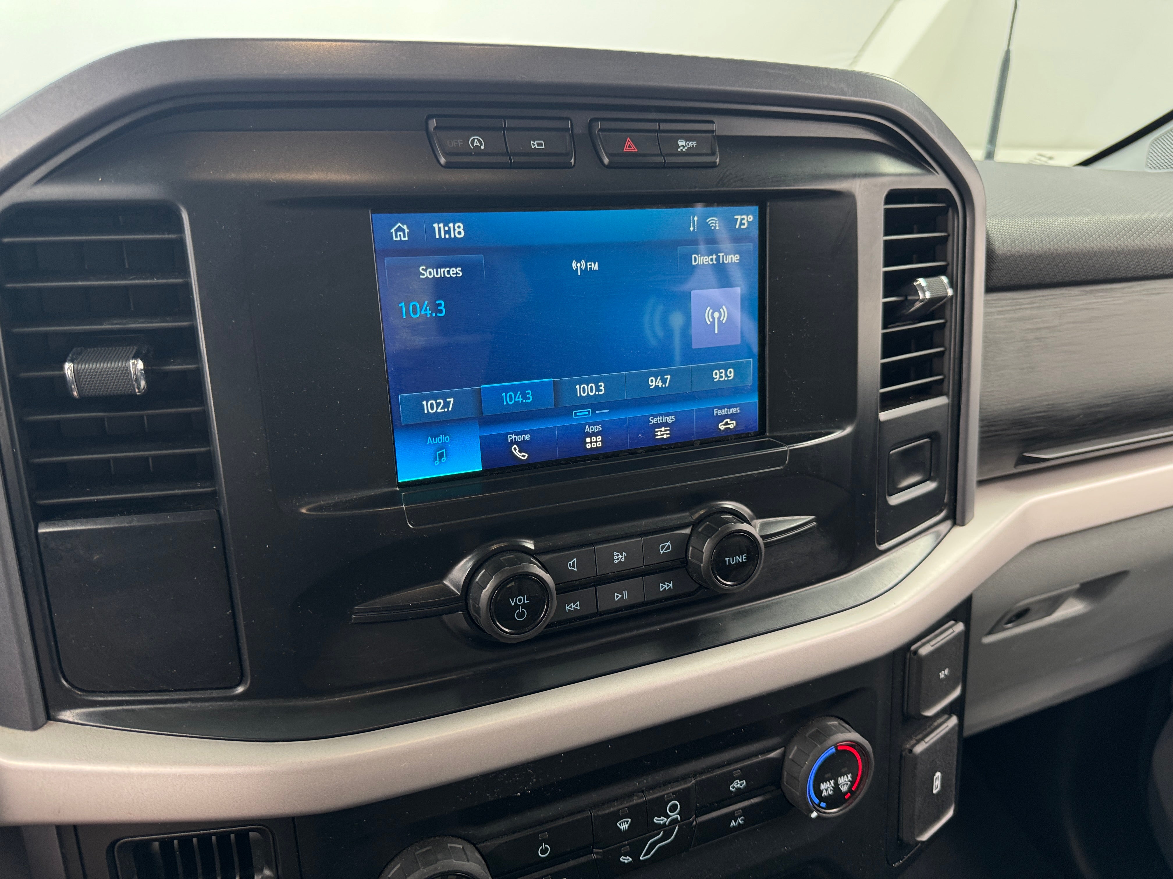 2023 Ford Econoline E-150 4