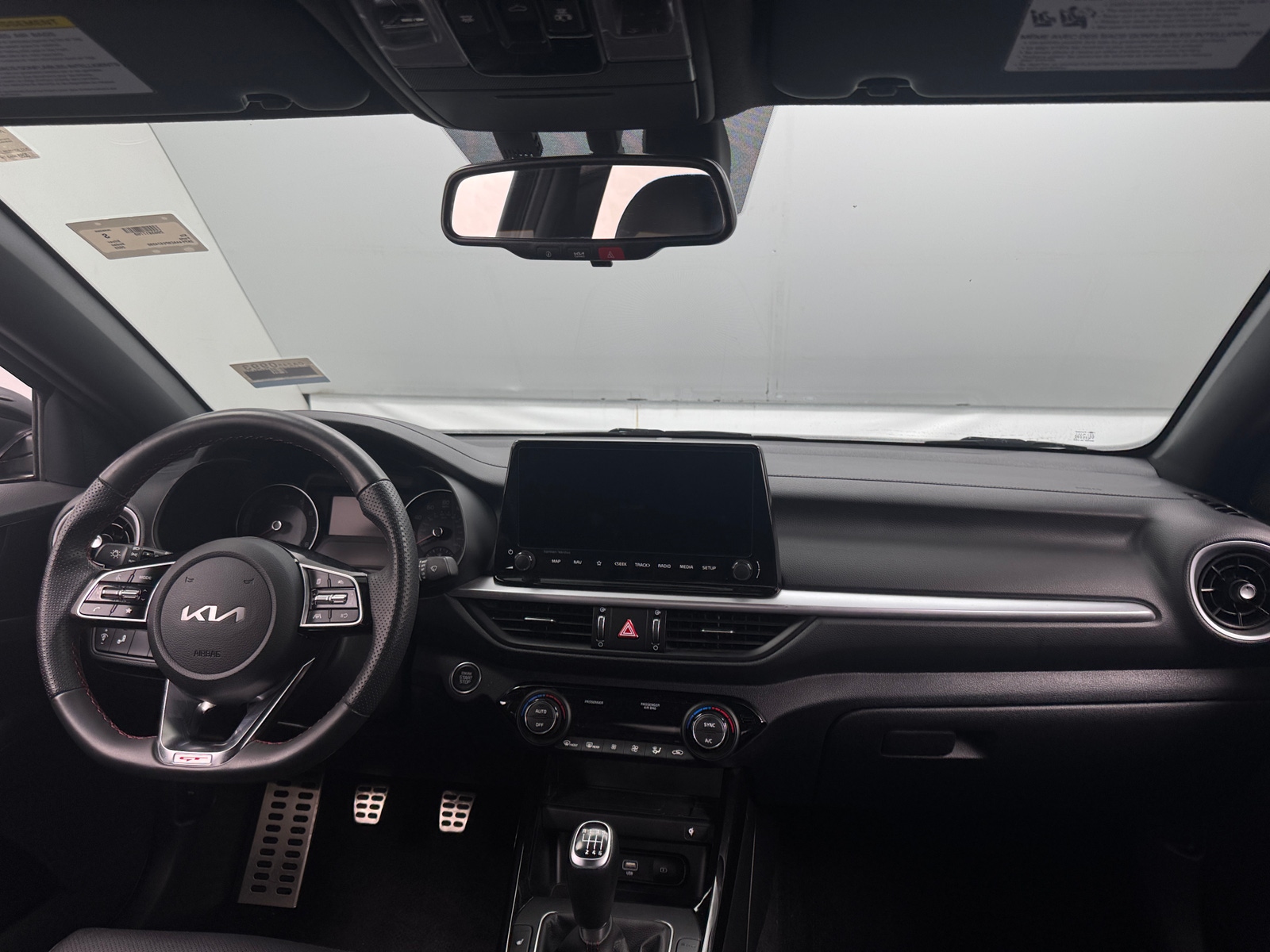 Thumbnail: 2023 Kia Forte - 2